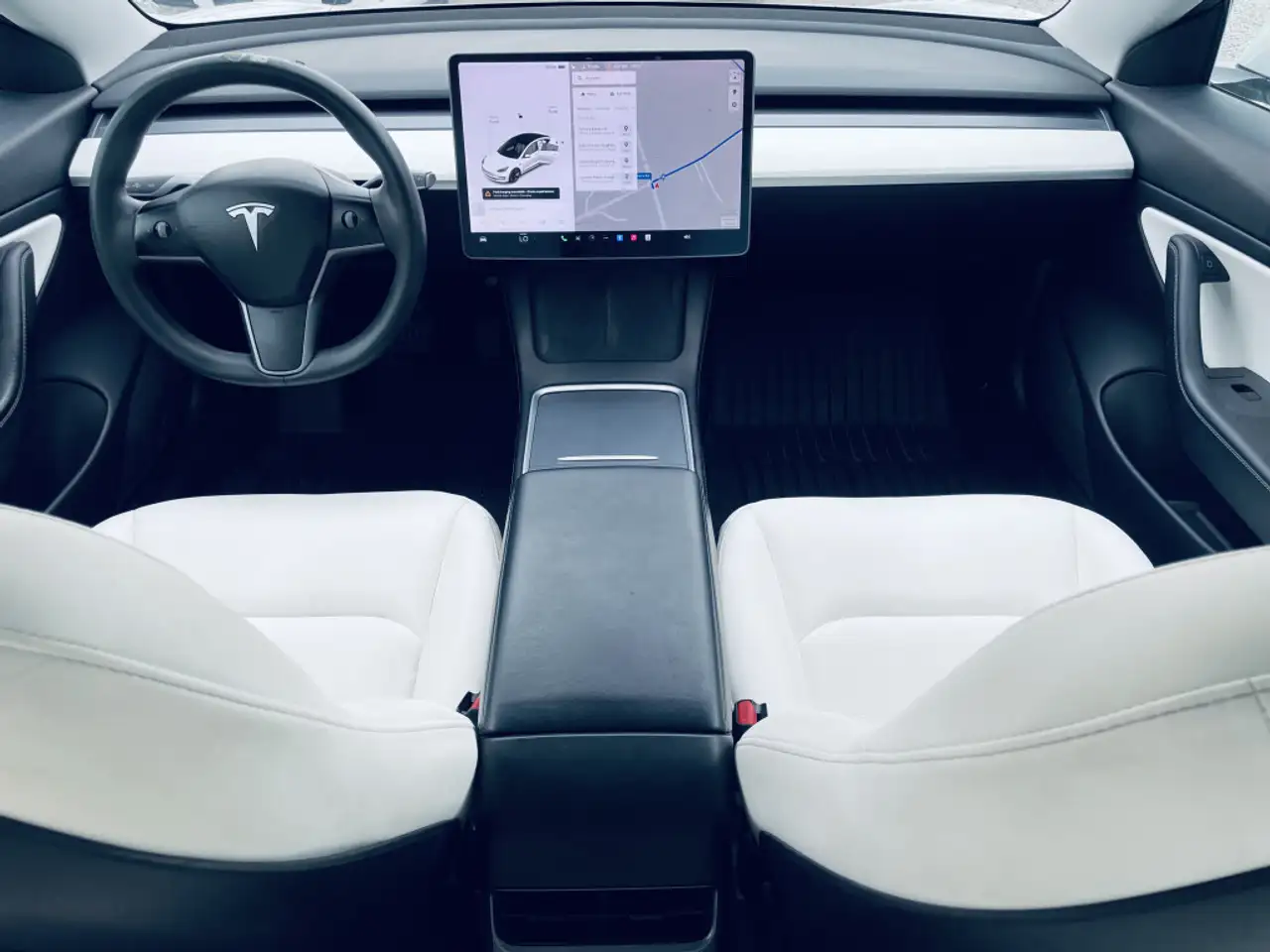 Tesla Model 3 fotografie Tesla Model 3