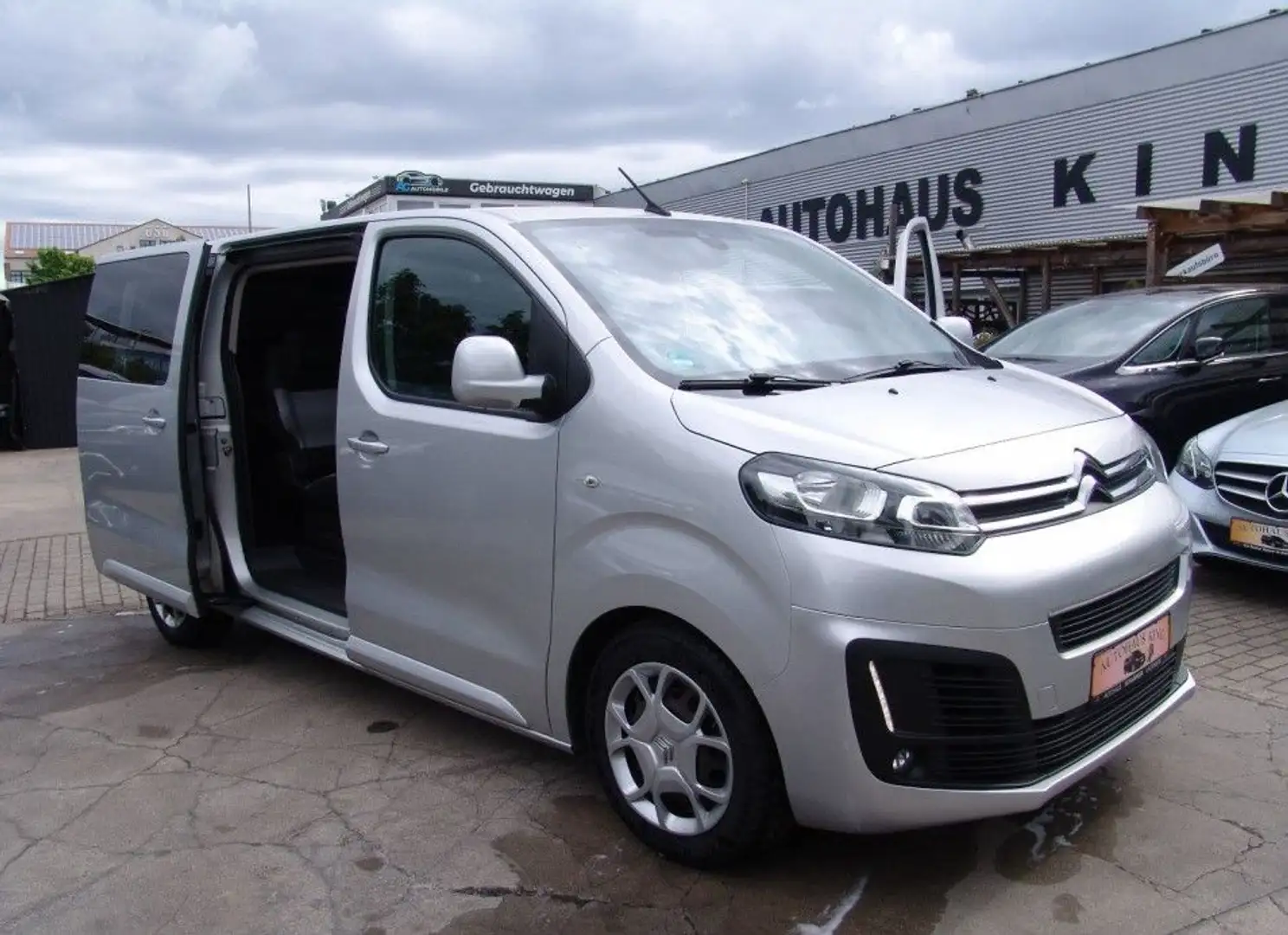 Citroen Spacetourer Spacetourer Feel M-8Sit/NAVI Grau - 2