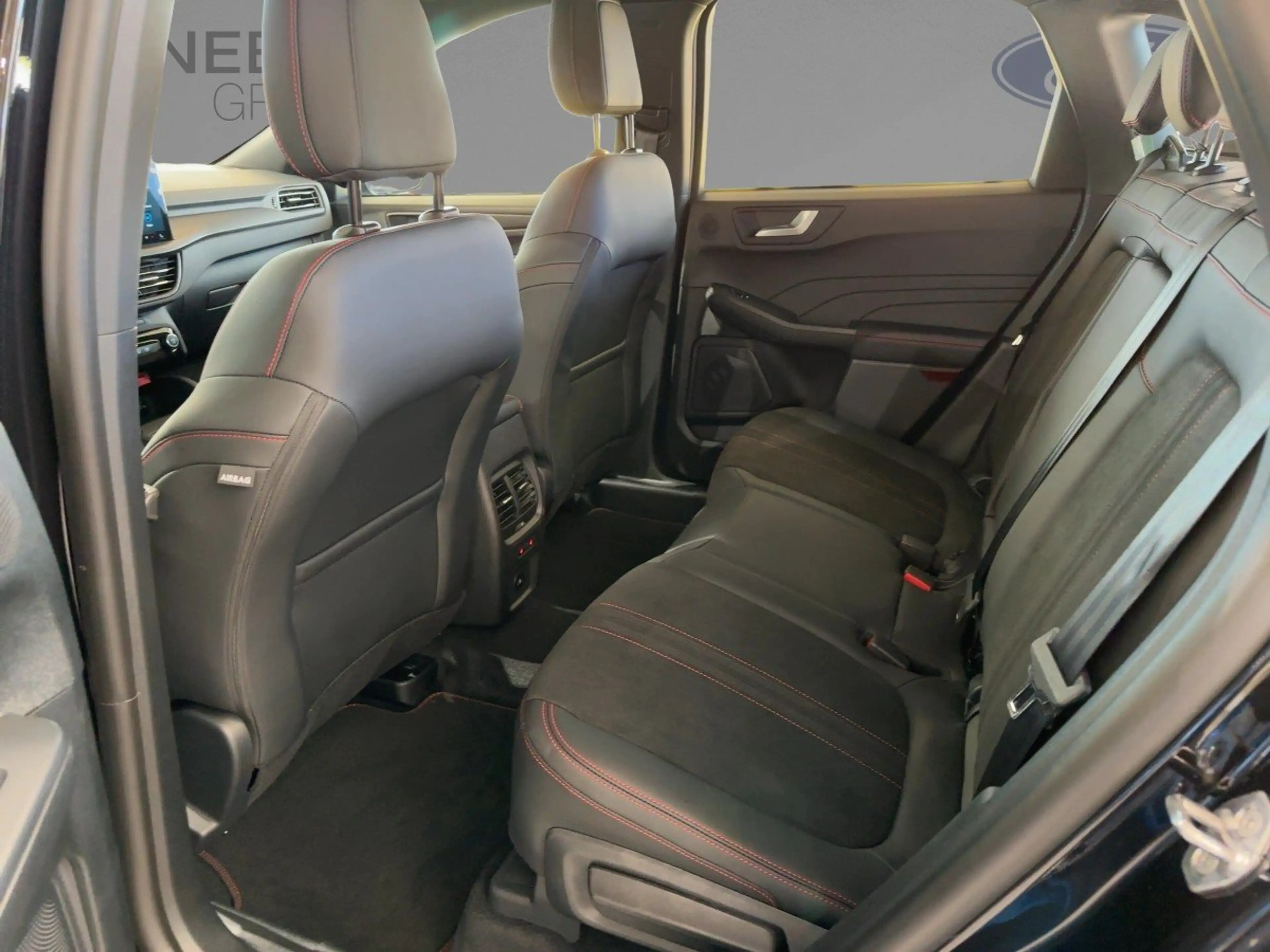 Ford Kuga ST-Line X LED+360°Kamera+Glasdach+AHK — photo 9