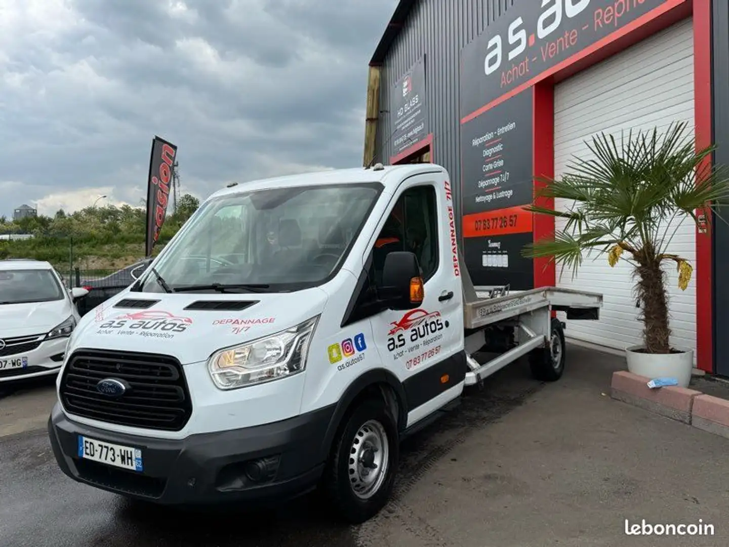 Ford Transit 2T 2.2 TDCI 125cv L2 dépanneuse porte voiture Blanc - 2