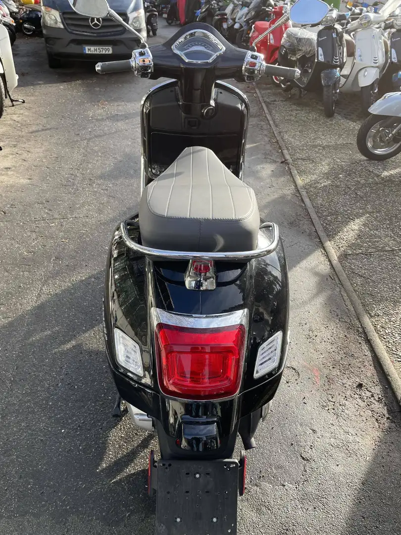 Vespa GTS 300 ABS ASR Keyless 03.2027 Garantie Negru - 2