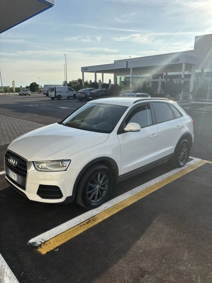 Audi Q3 2.0 tdi Sport 150cv s-tronic - 2