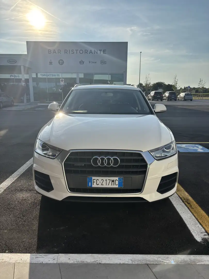 Audi Q3 2.0 tdi Sport 150cv s-tronic - 1