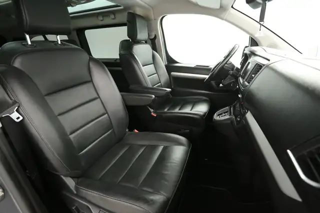 Citroen Spacetourer view 13