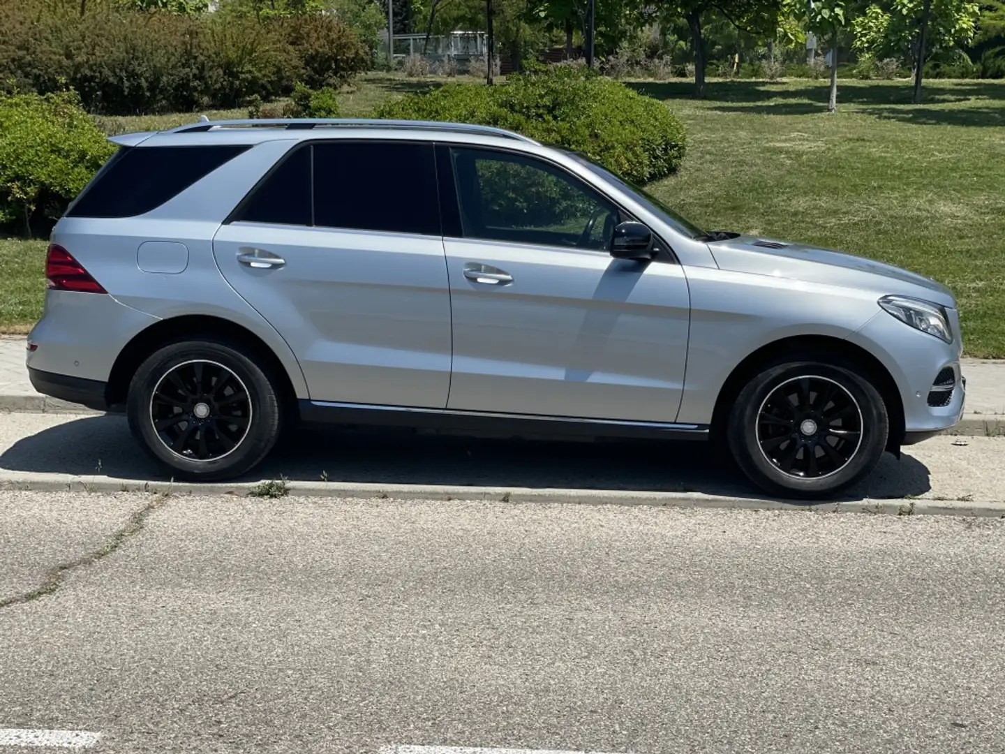 Mercedes-Benz GLE 350 350d 4Matic Aut. Gris - 1