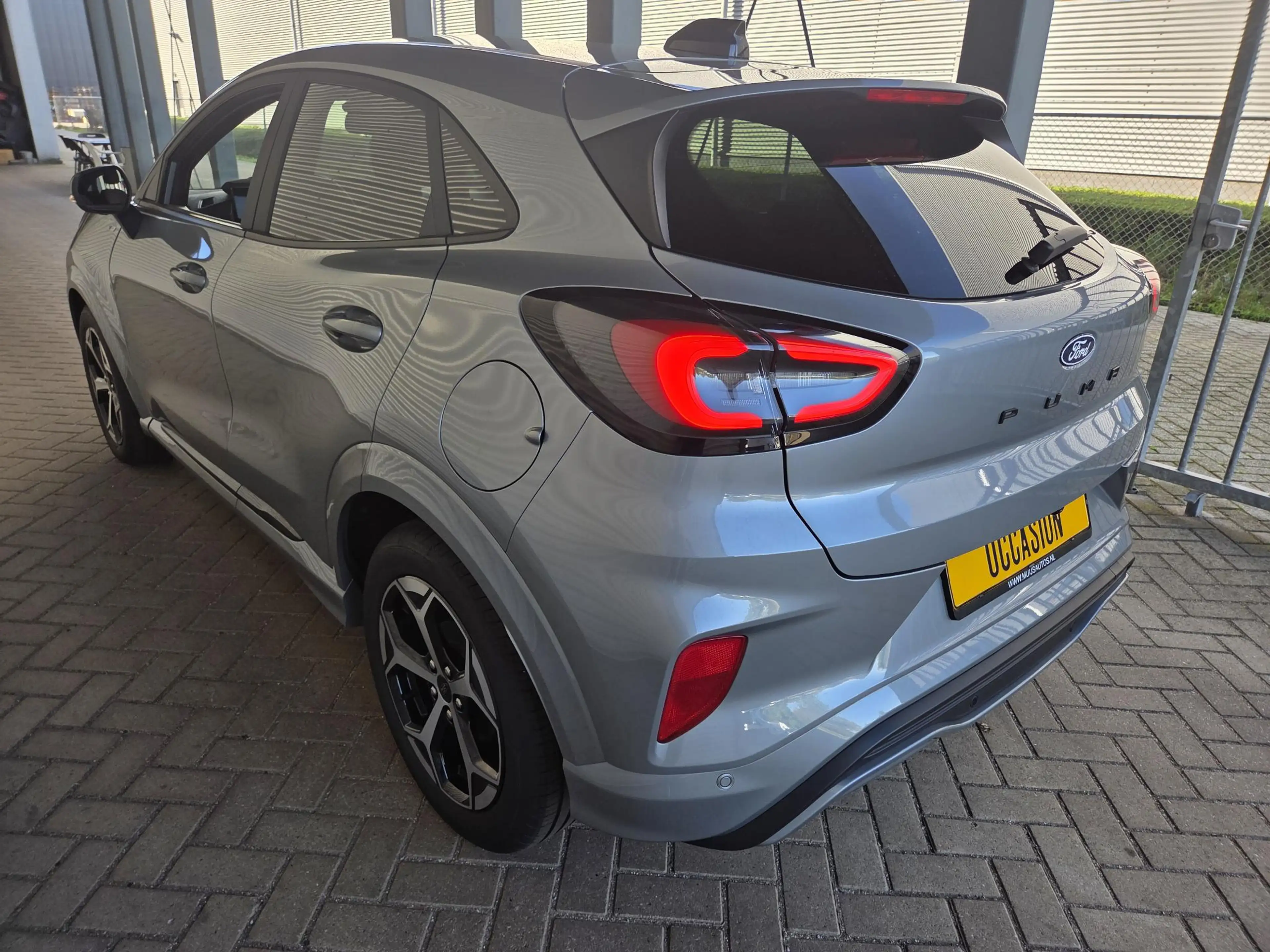 Ford Puma 1.0 EcoBoost Hybrid ST-Line X — photo 11