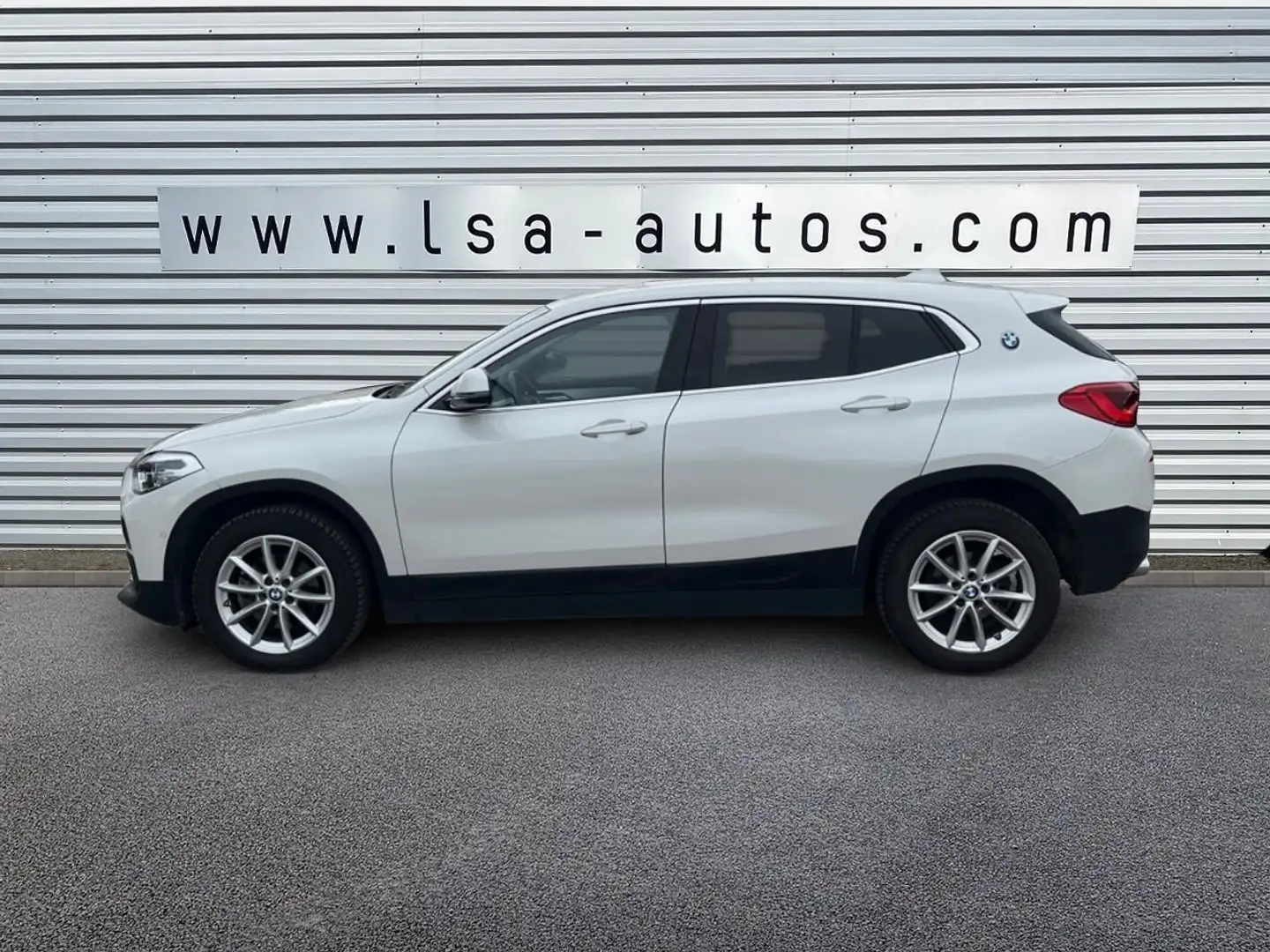 BMW X2 sDrive 18d BVA F39 Business Design Blanc - 2