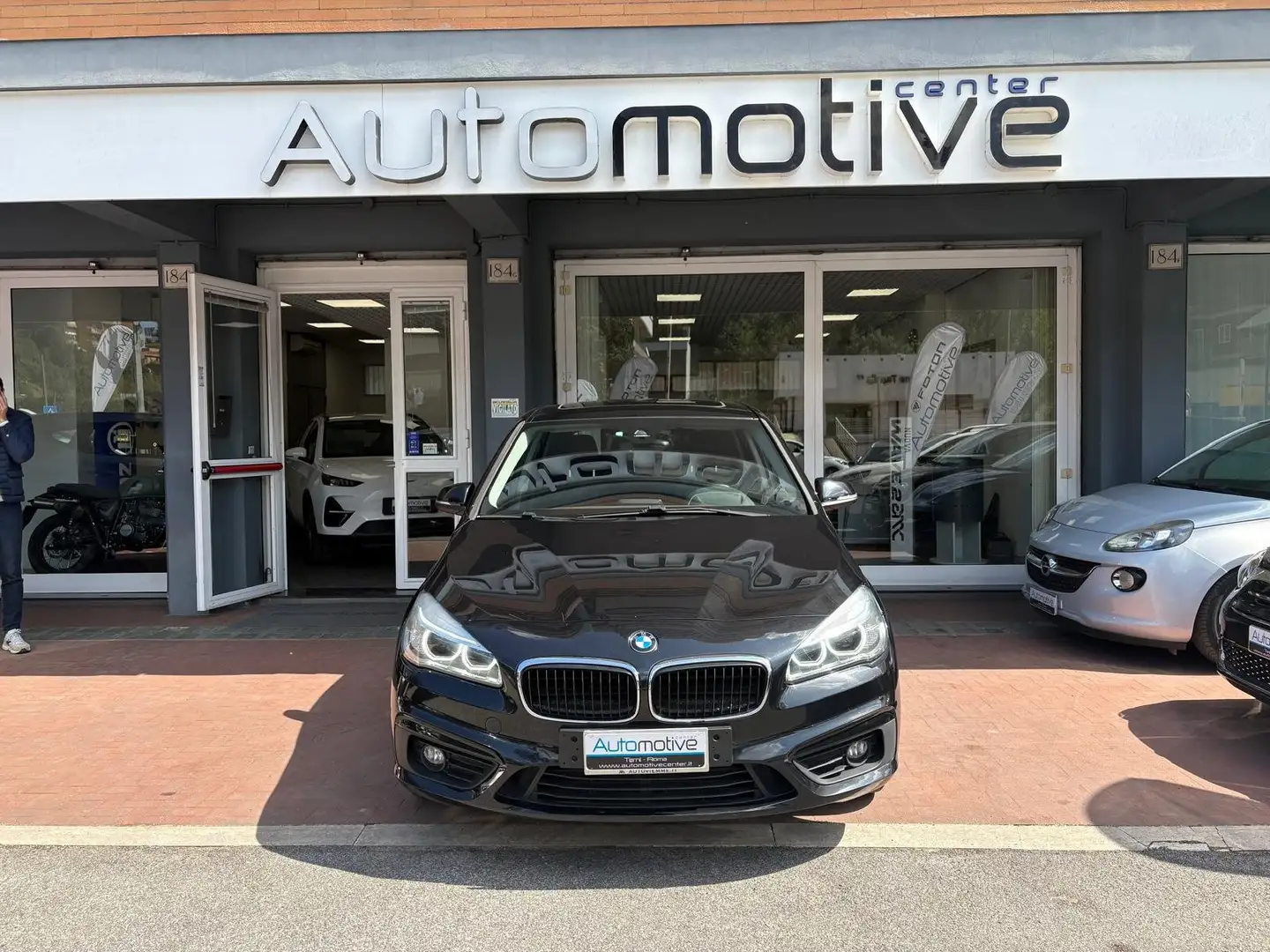 BMW 218 218d Active Tourer Advantage auto Black - 2