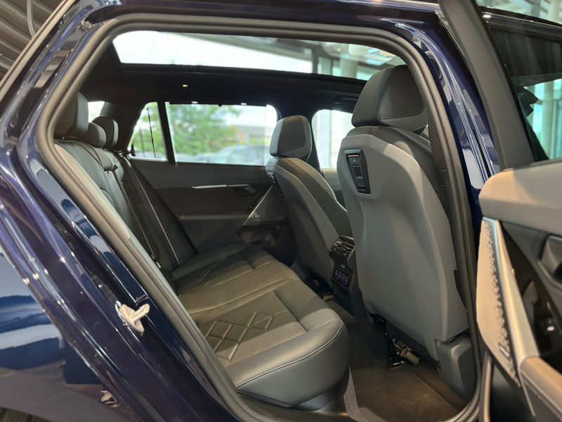 BMW 540 d xDrive Touring M Sportpaket Panorama AHK — photo 32