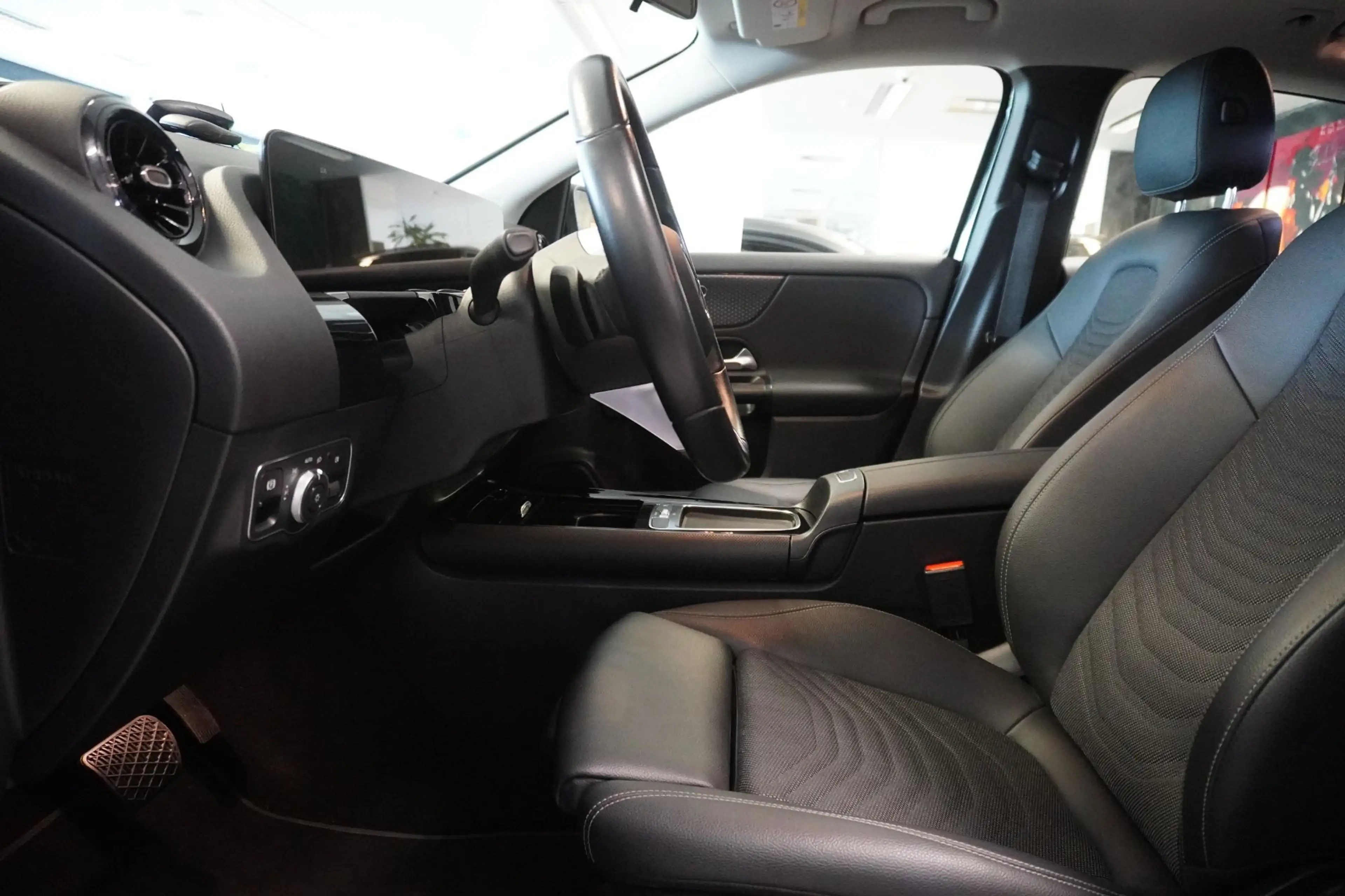 Mercedes-Benz GLA 180 Aut. MY24/LED/Kam./SHZ — photo 8