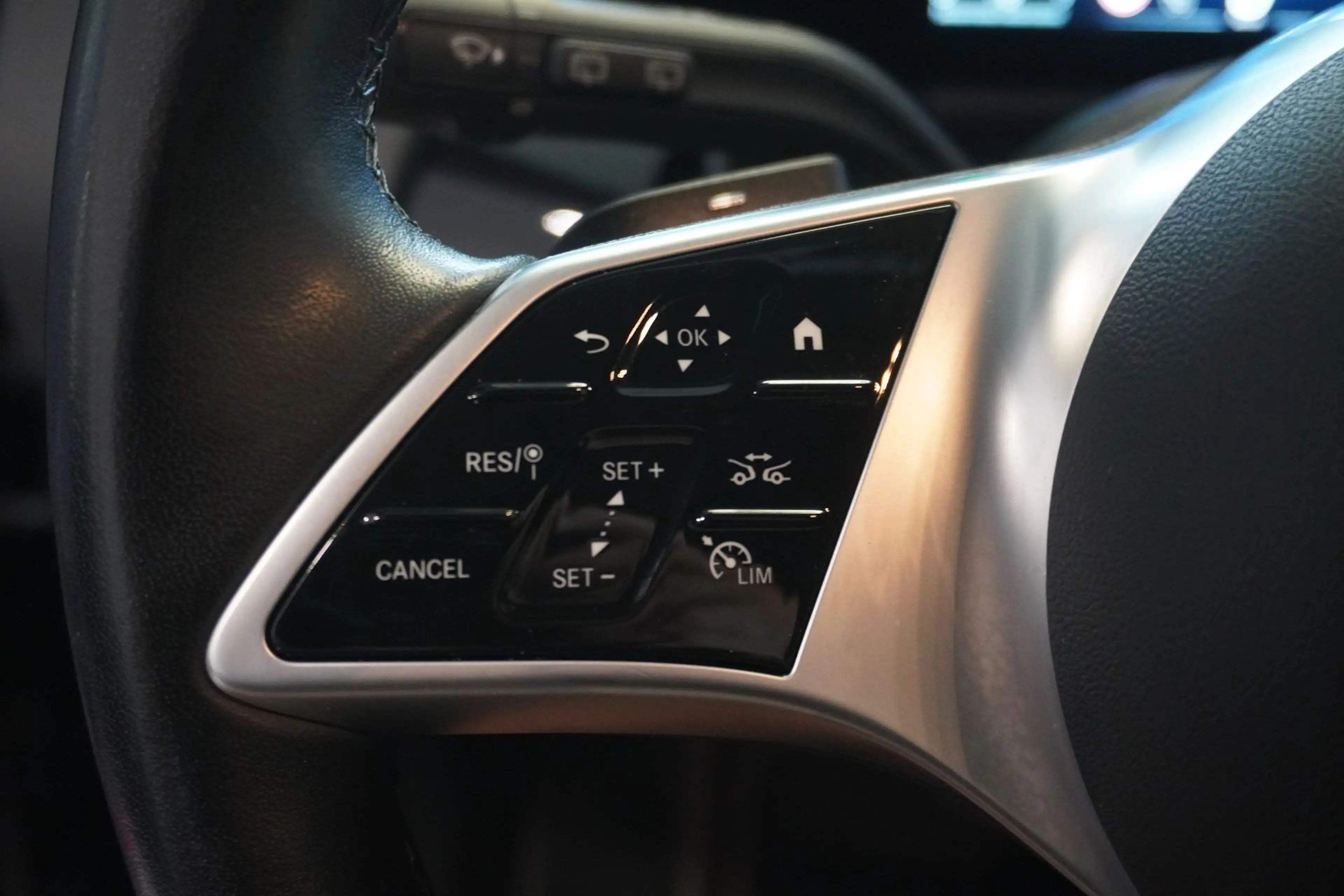 Mercedes-Benz GLA 180 Aut. MY24/LED/Kam./SHZ — photo 12