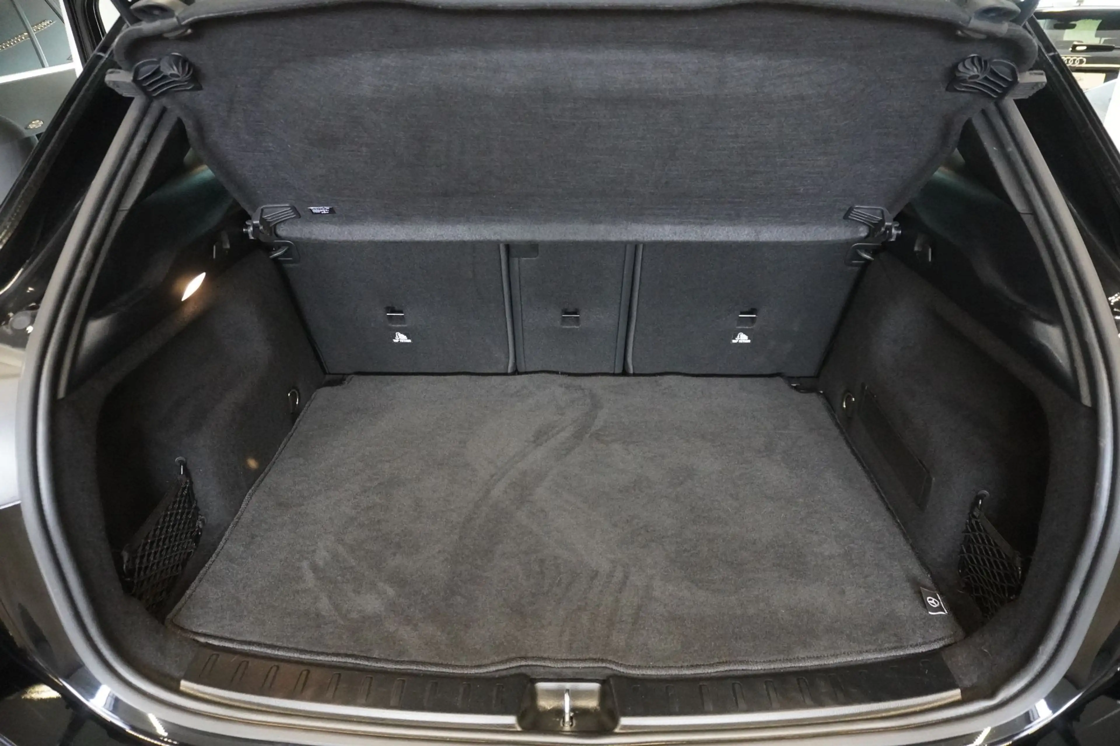 Mercedes-Benz GLA 180 Aut. MY24/LED/Kam./SHZ — photo 10
