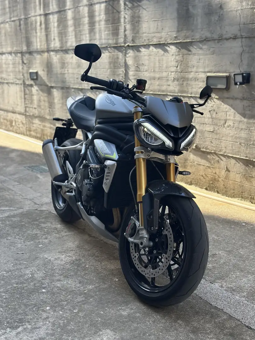 Triumph Speed Triple 1200 RS garanzia ufficiale 2027 - 1