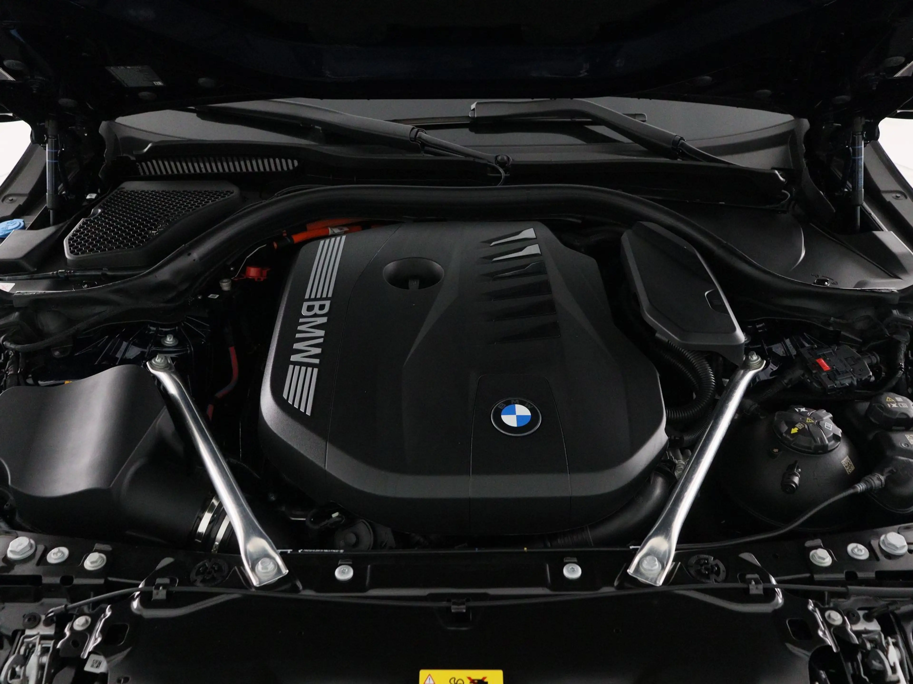 BMW 550 5 Serie 550e Touring xDrive — photo 5
