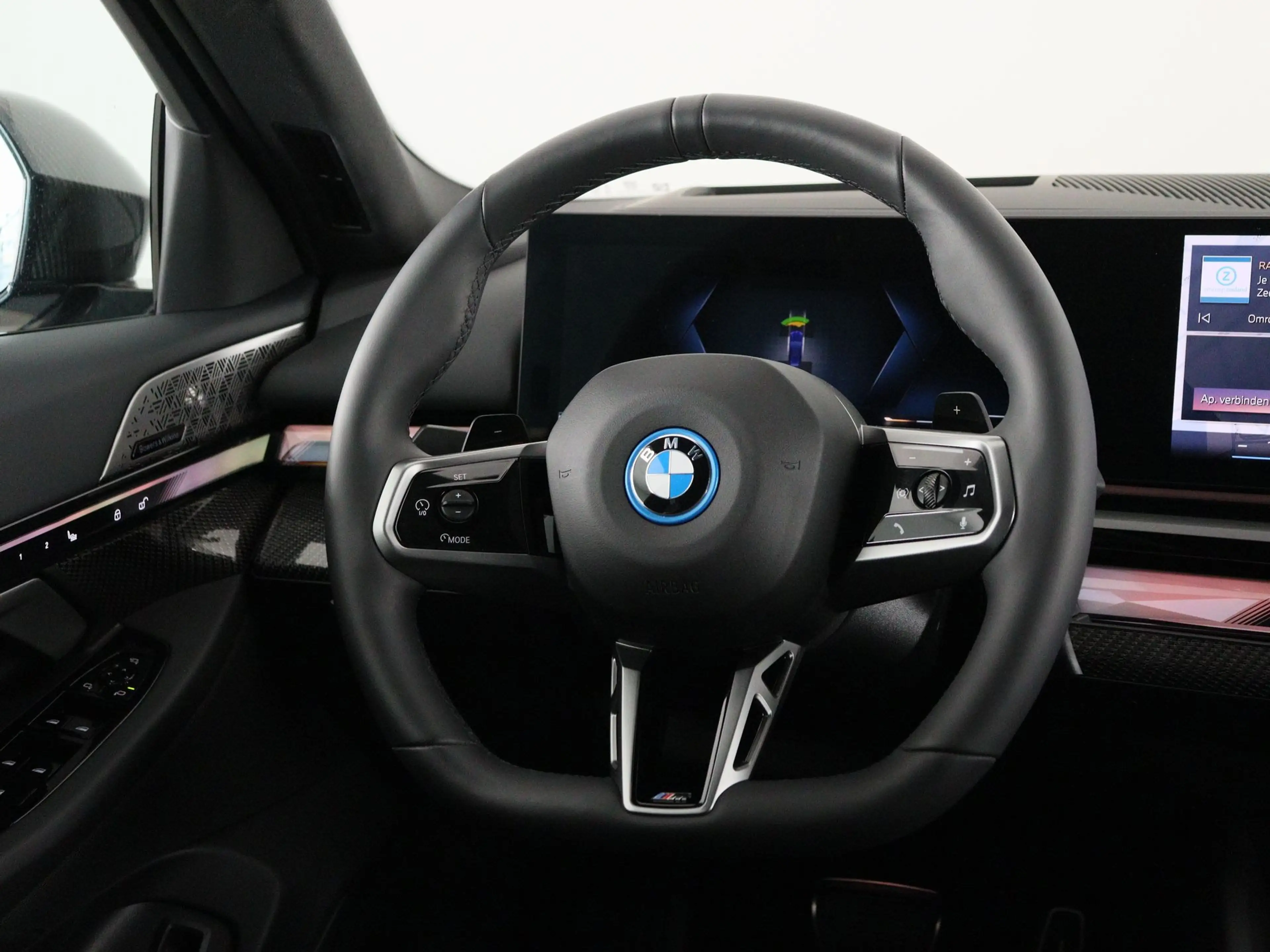 BMW 550 5 Serie 550e Touring xDrive — photo 2