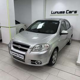 Sedán 1.4 16v LS
