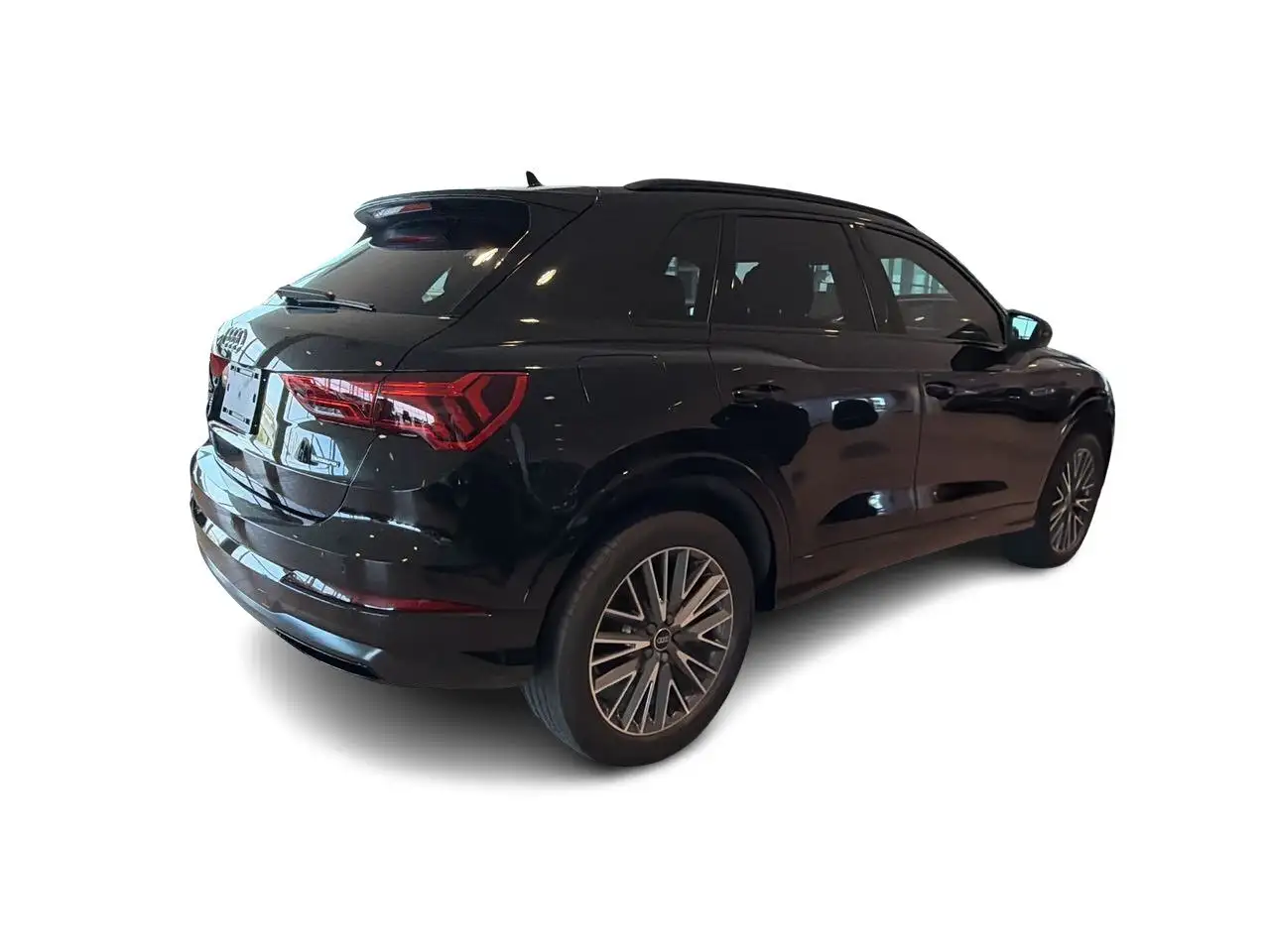 Audi Q3 photo Audi Q3