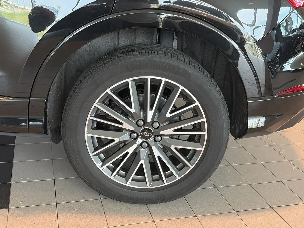 Audi Q3 photo Audi Q3