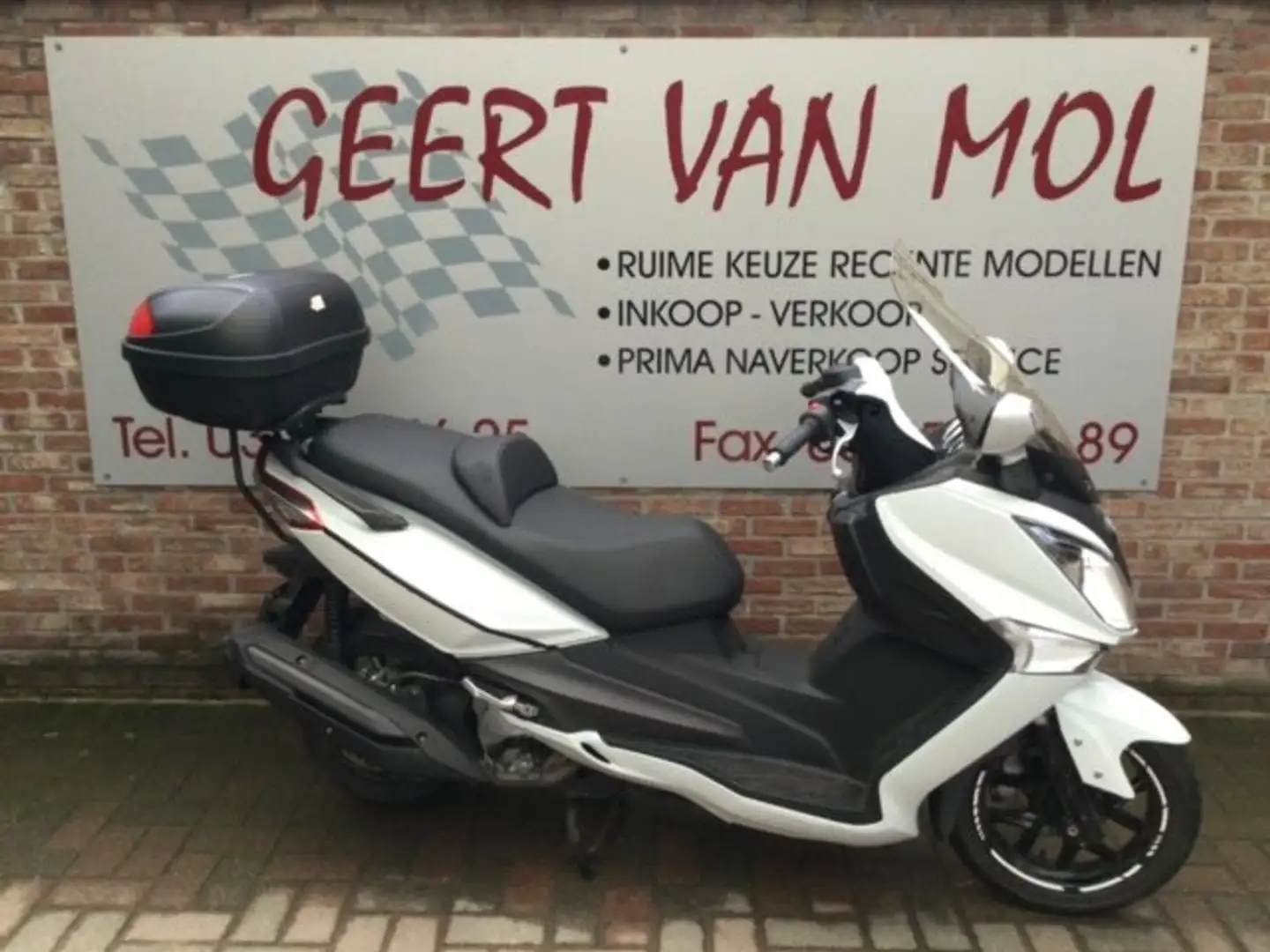 SYM GTS 300 Wit - 1