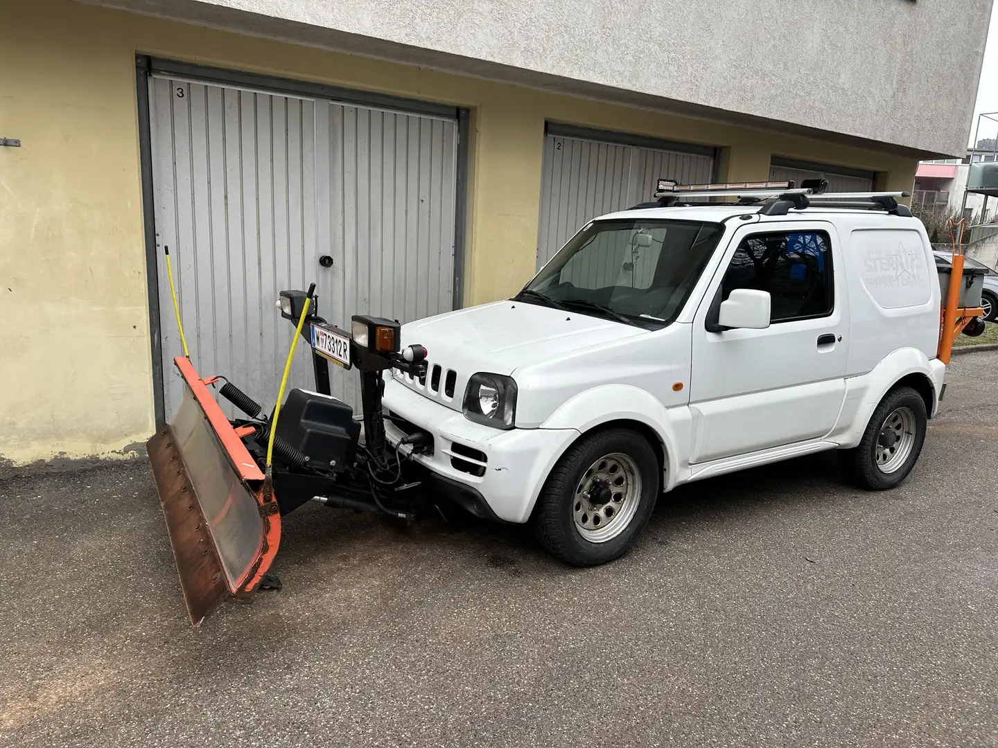 Suzuki Jimny - 1