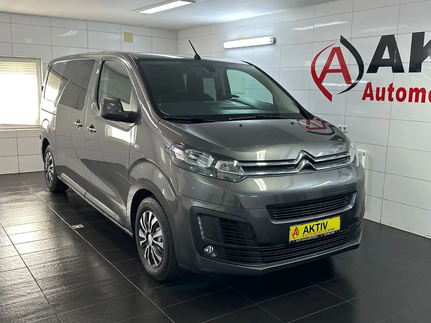 Citroen Jumpy 2.0 Blue-HDI FAP Club M Doppelkabine Gris - 1