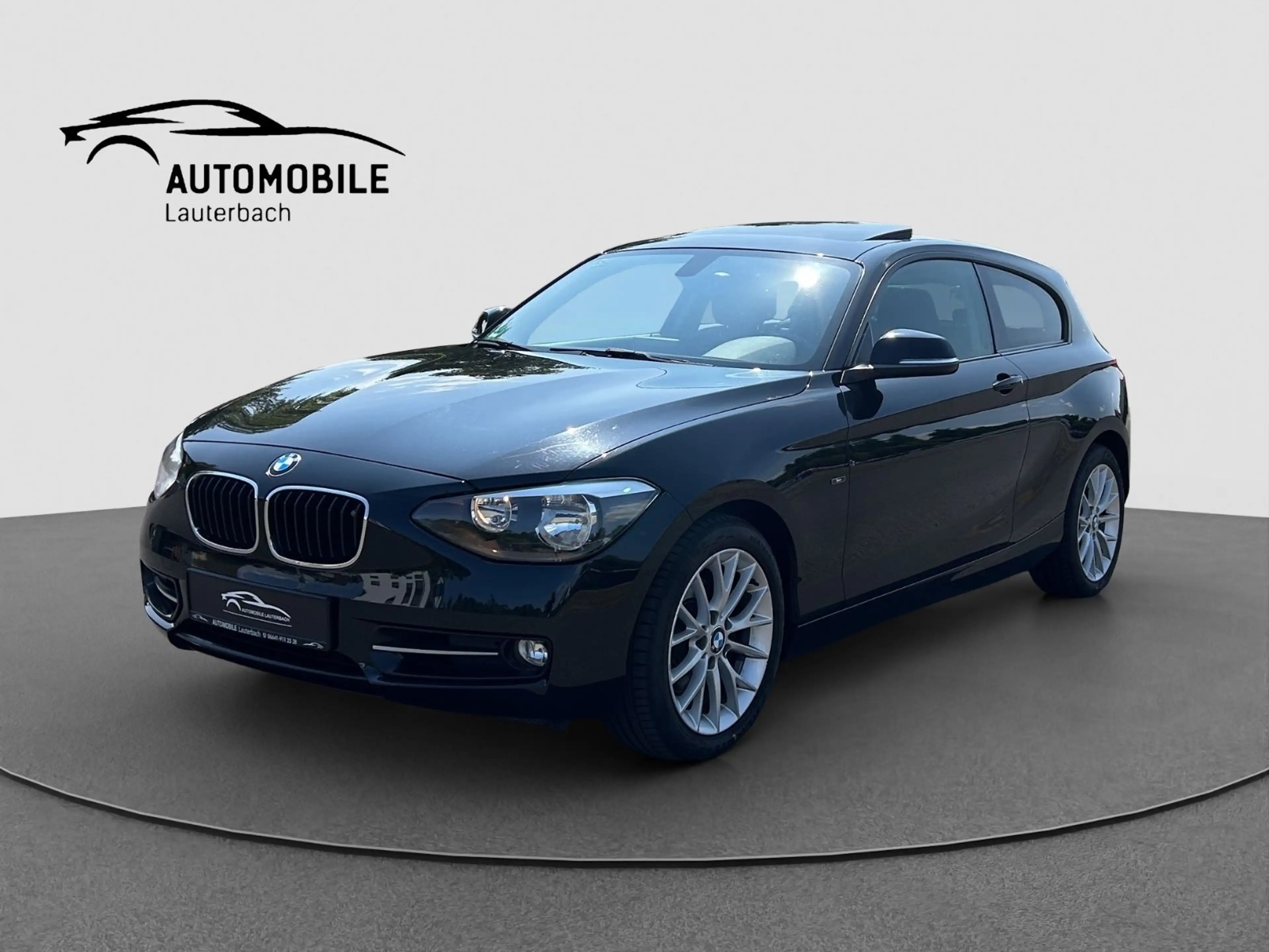 BMW 120 d xDrive SportLine/SD/1.HAND/AHK/SITZHEIZUNG