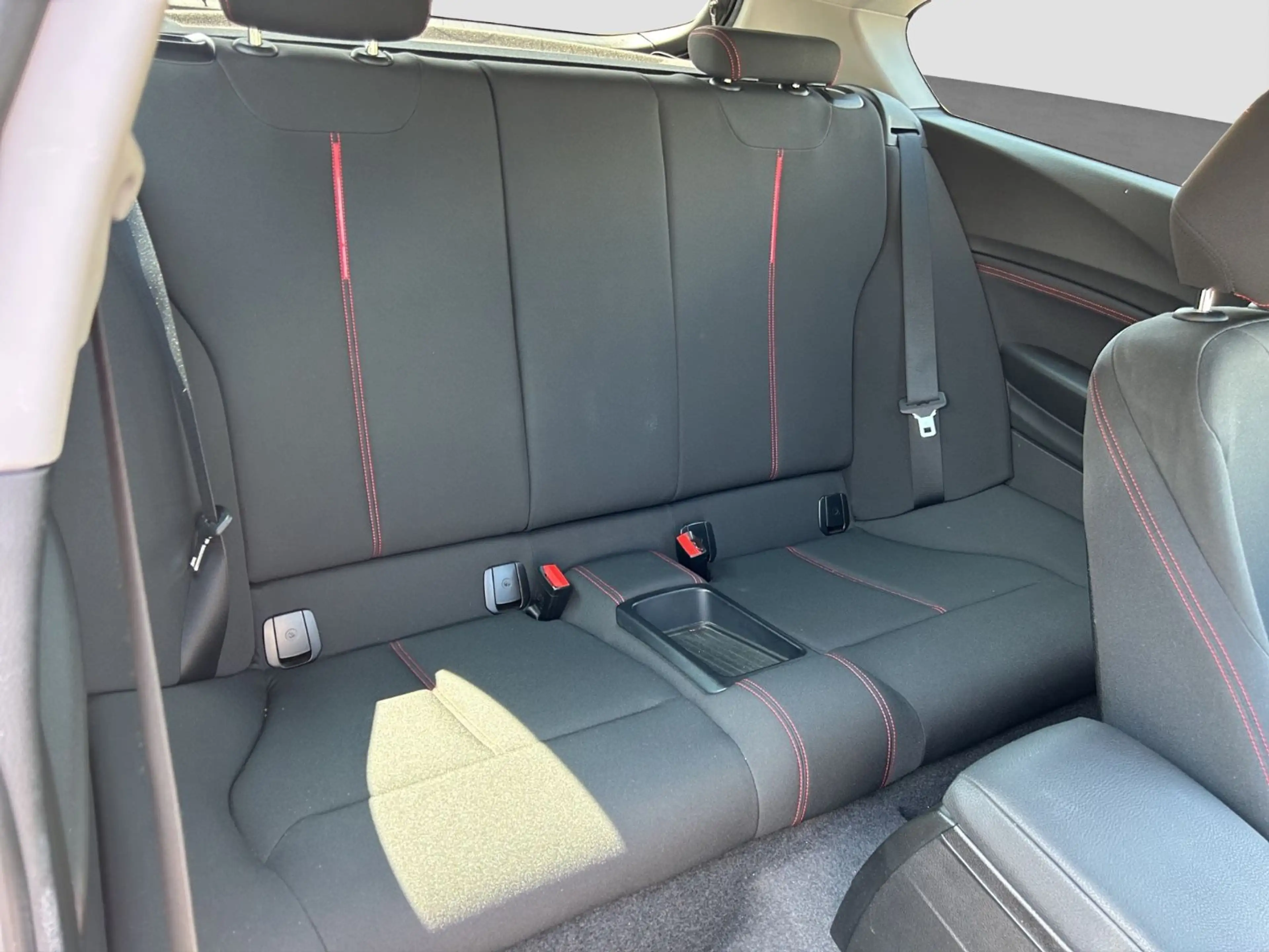 BMW 120 d xDrive SportLine/SD/1.HAND/AHK/SITZHEIZUNG — photo 12