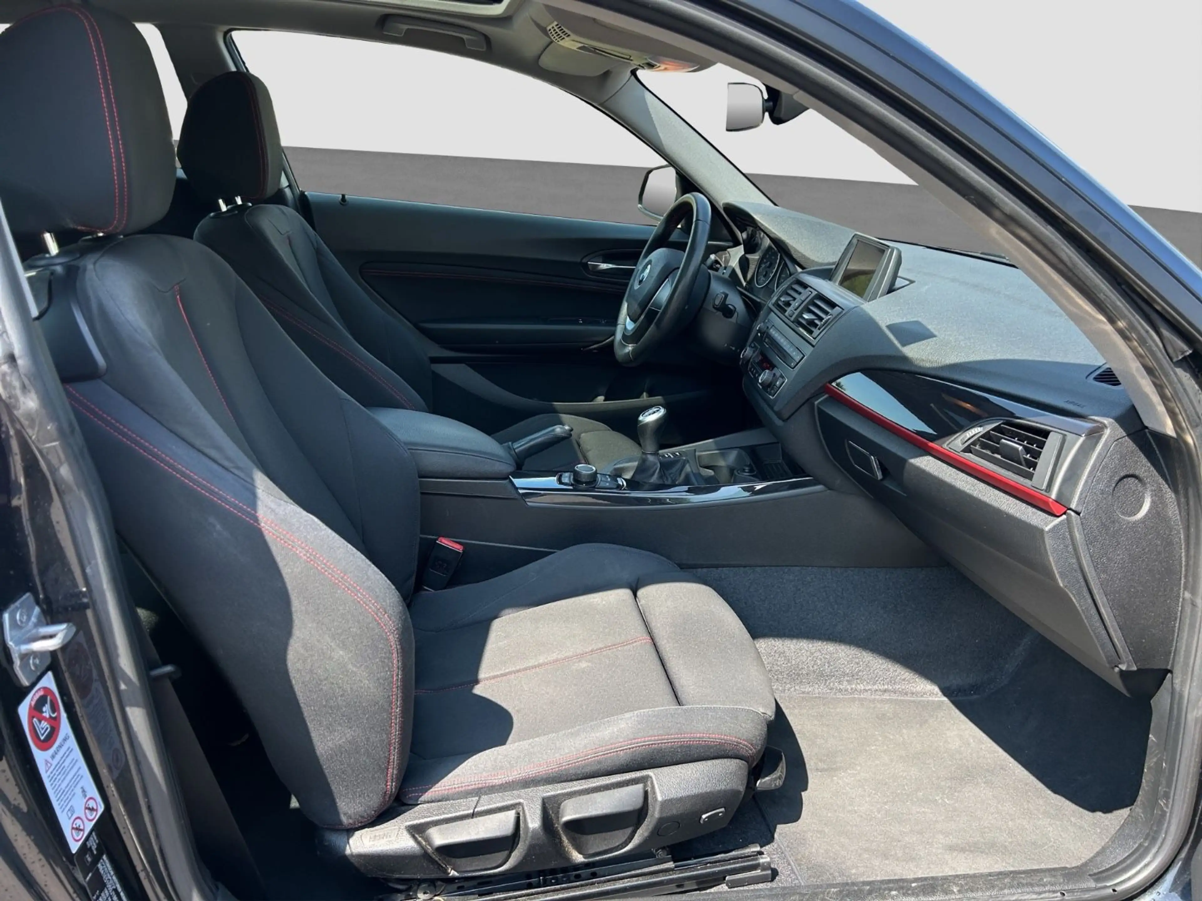 BMW 120 d xDrive SportLine/SD/1.HAND/AHK/SITZHEIZUNG — photo 9
