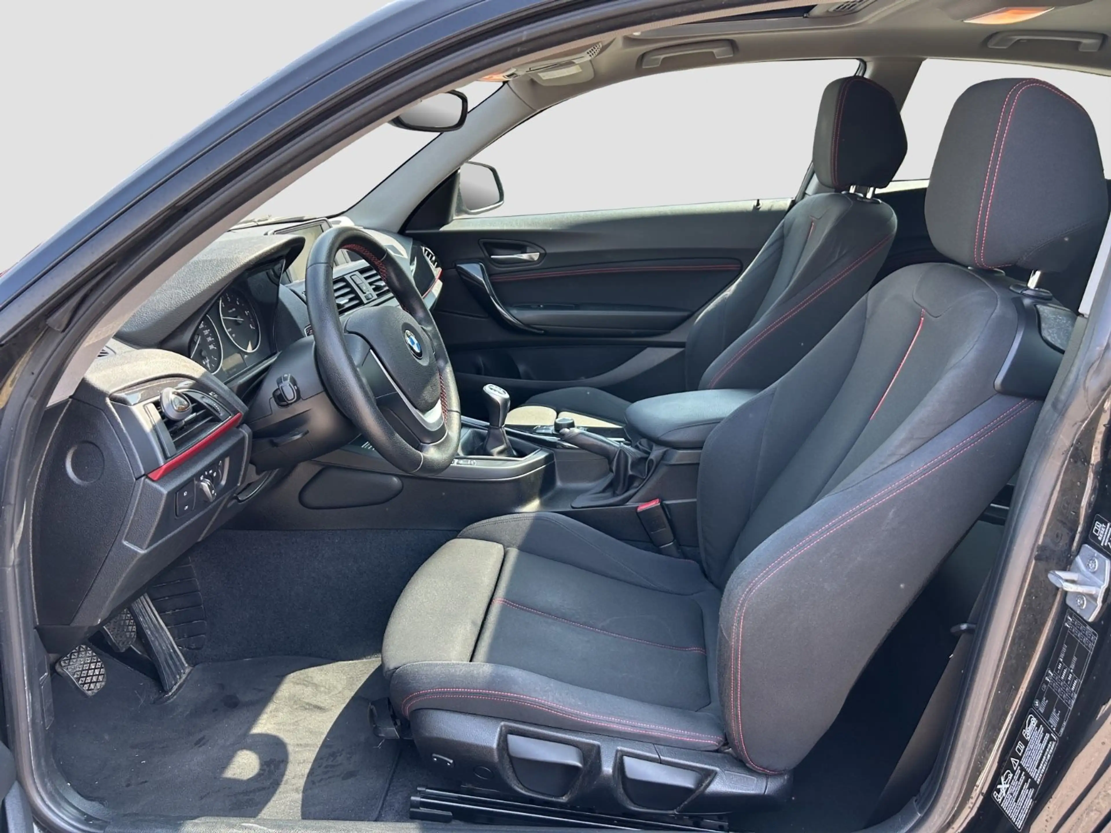 BMW 120 d xDrive SportLine/SD/1.HAND/AHK/SITZHEIZUNG — photo 10