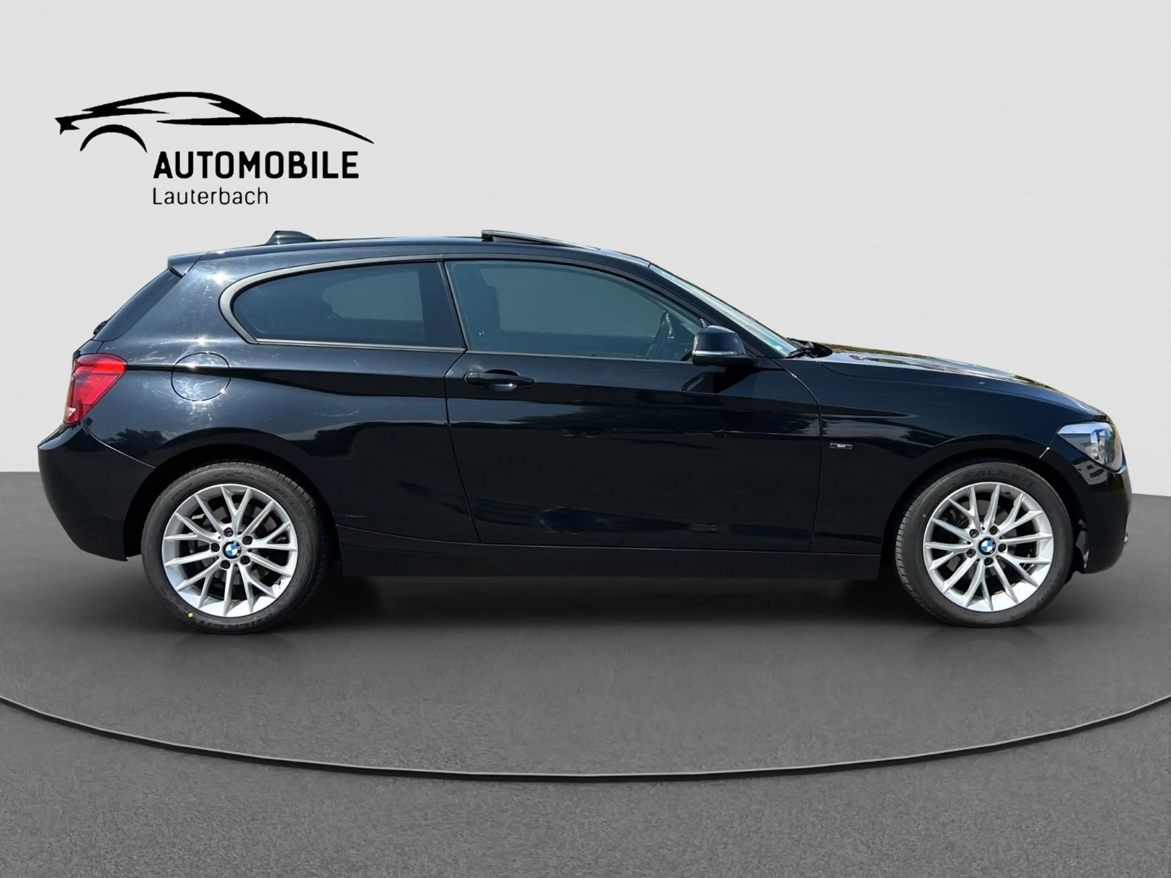 BMW 120 d xDrive SportLine/SD/1.HAND/AHK/SITZHEIZUNG — photo 6