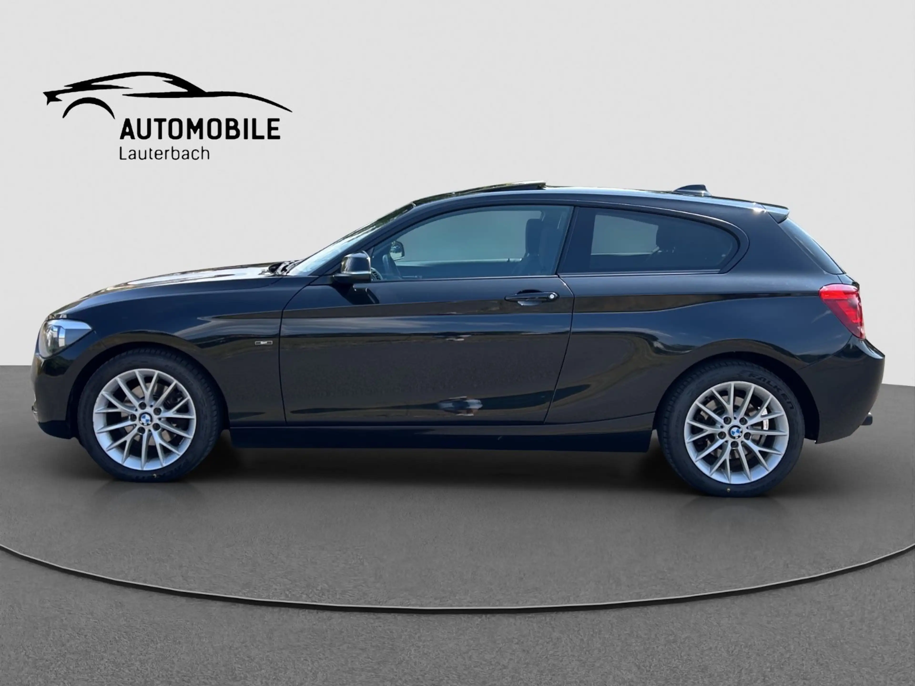 BMW 120 d xDrive SportLine/SD/1.HAND/AHK/SITZHEIZUNG — photo 2