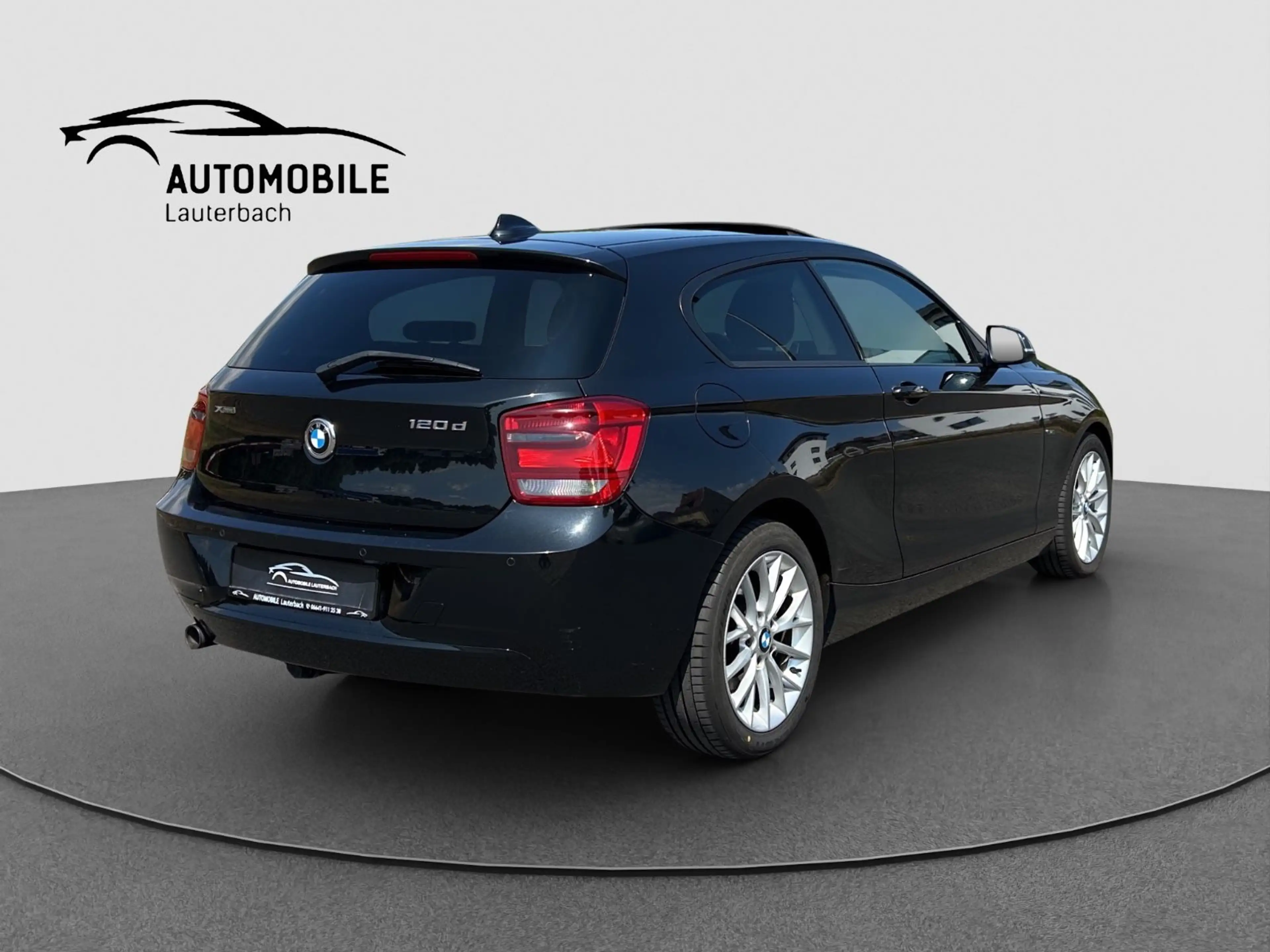 BMW 120 d xDrive SportLine/SD/1.HAND/AHK/SITZHEIZUNG — photo 5