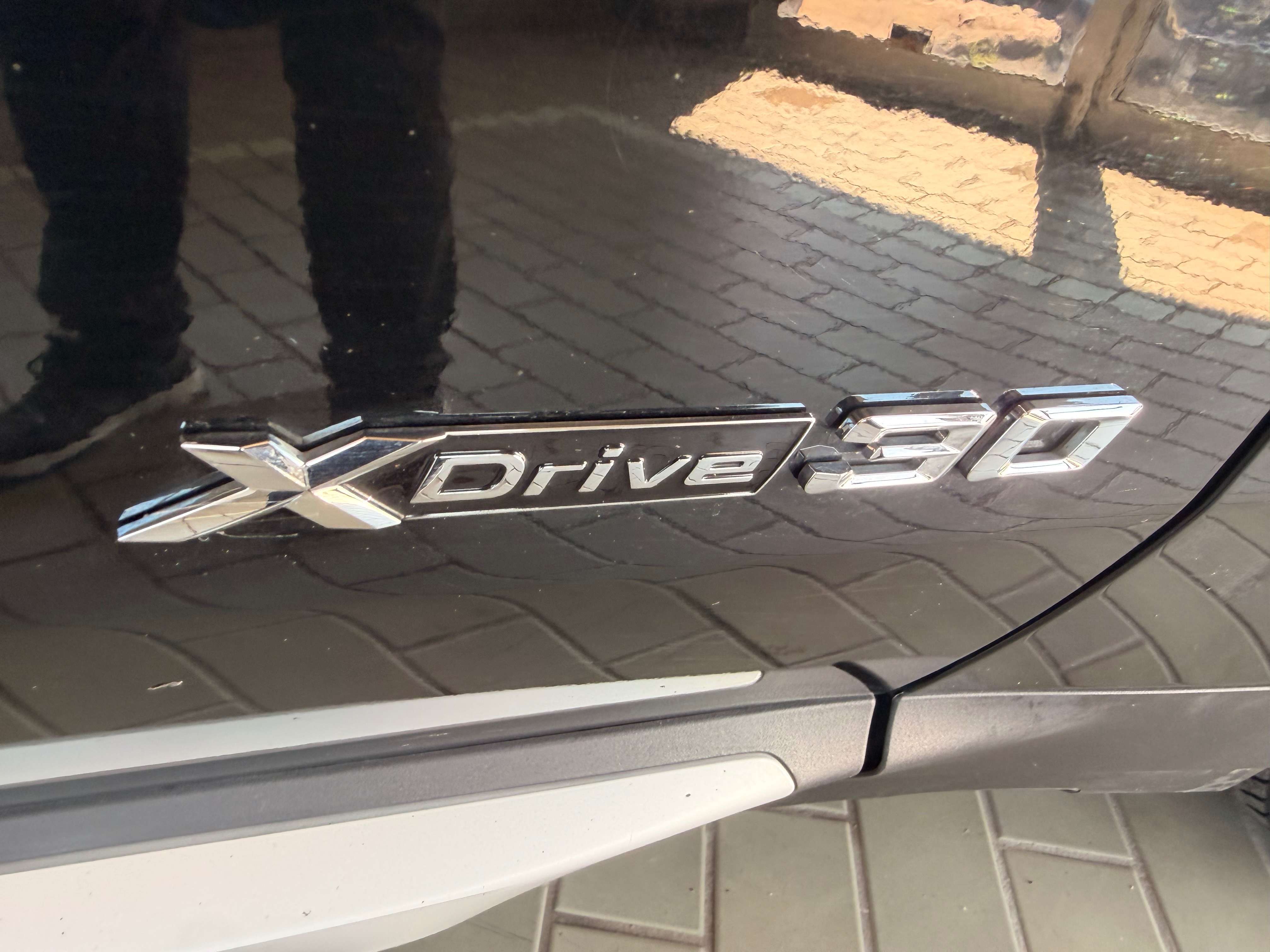 2018 BMW X3 xDrive30i - Image 9