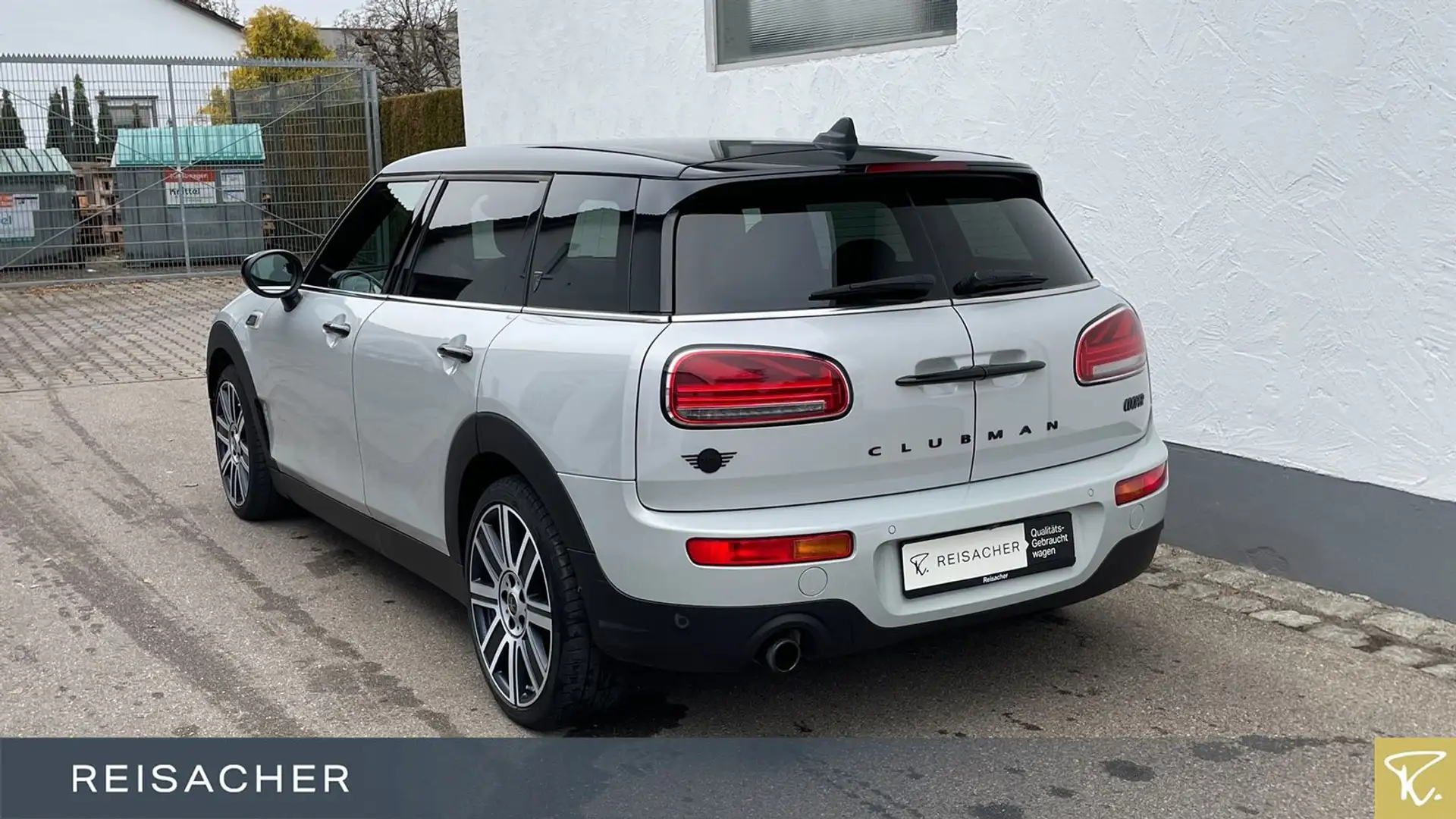 MINI Cooper Clubman A Yours-Trim,DKG,ACC,Navi,RFK,LED Silber - 2