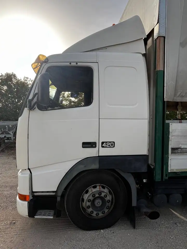 Volvo FH12 420 6X2, foto 4