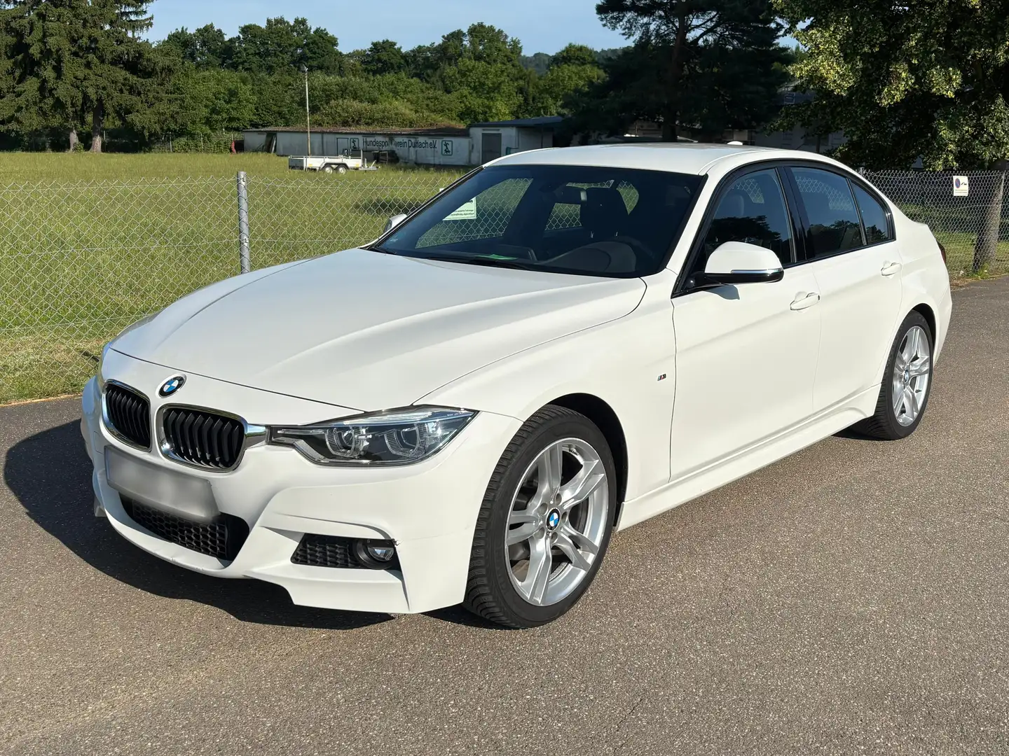 BMW 318 318i M Sport Weiß - 1