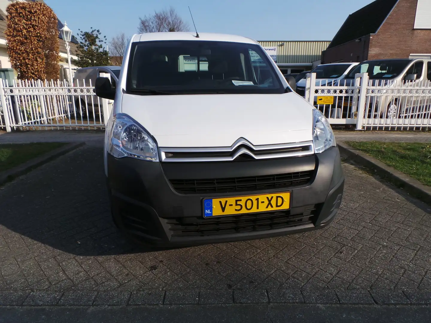 Citroen Berlingo 1.6 BlueHDI 75 Club Airco,Cruis,Schuifdeur,Trekhaa Wit - 2