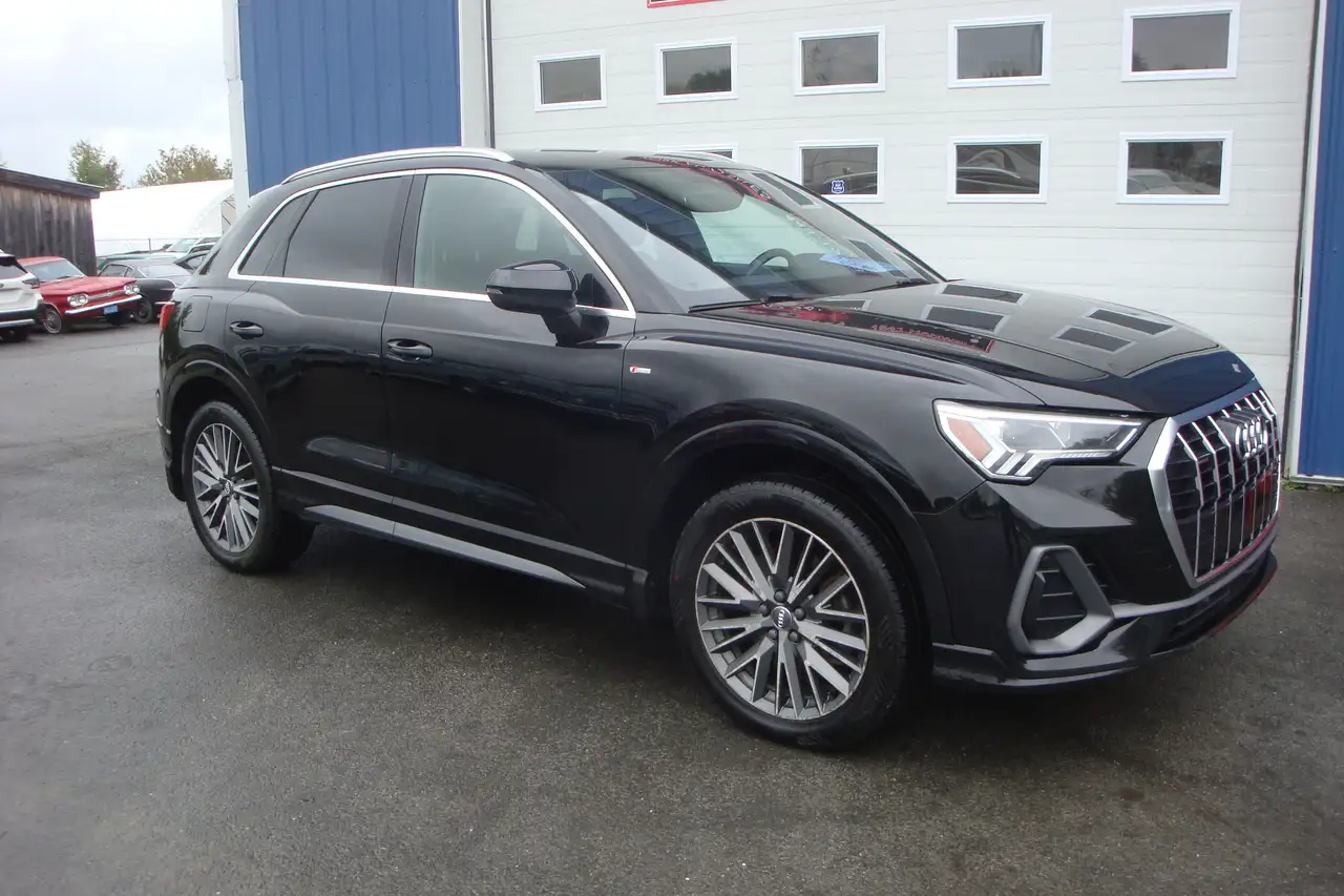 Audi Q3 снимка Audi Q3