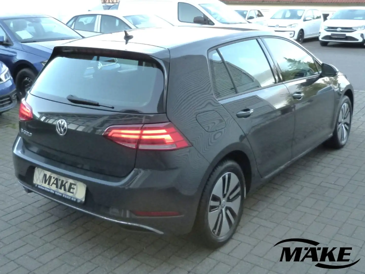 Volkswagen Golf e-Golf, CCS-Ladedose, Rückfahrkamera, SHZ, PDC+, Grau - 2