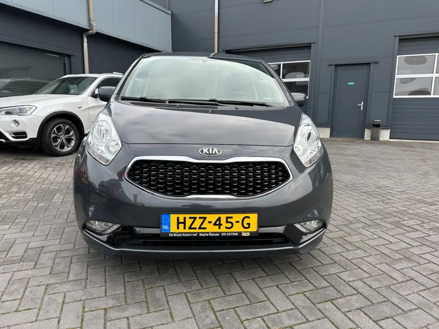 Kia Venga 1.6 CVVT Aut. Edition Navi Camera stoelverwarming Gris - 2