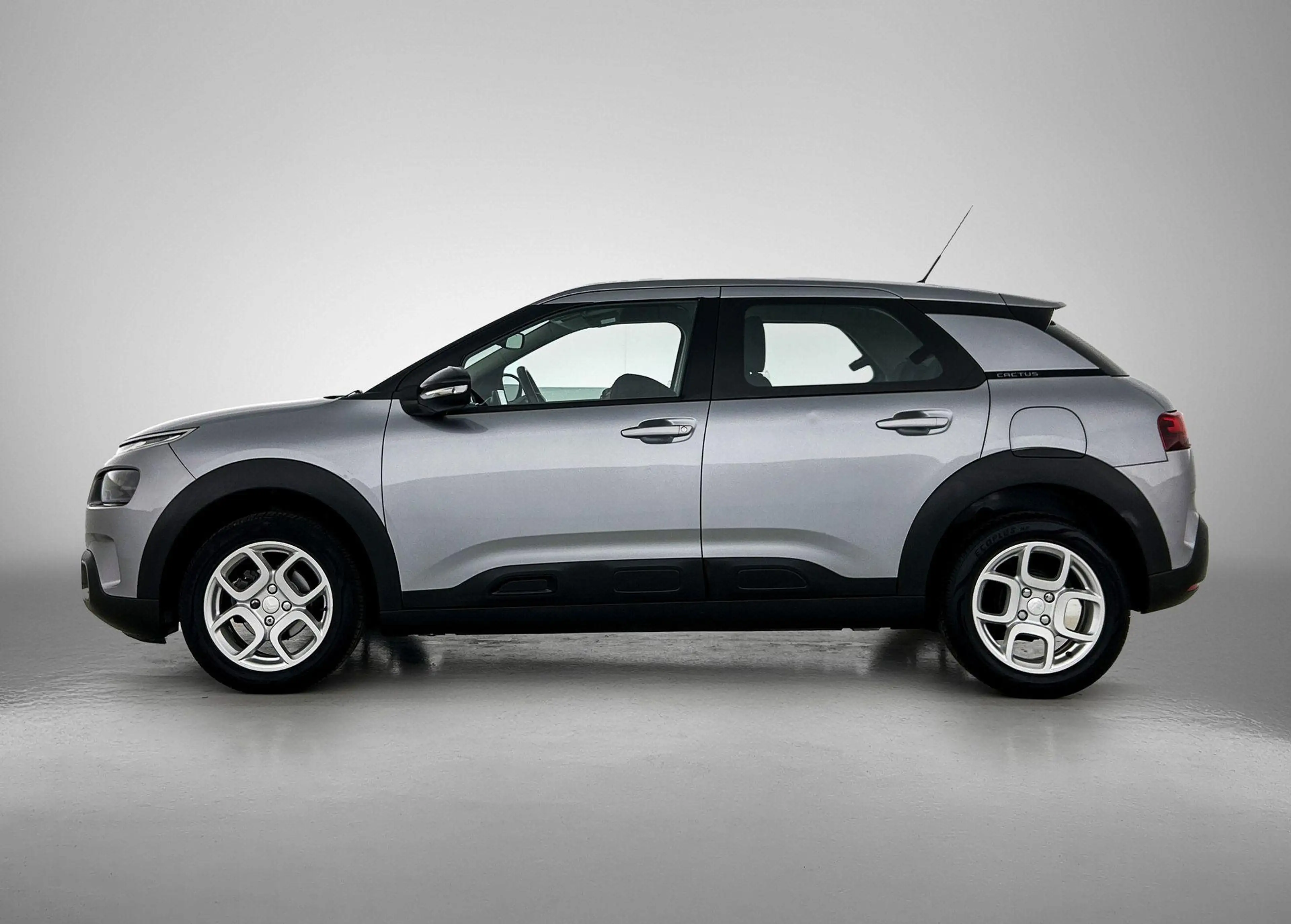 Citroen C4 Cactus 1.2 PureTech Business — photo 2