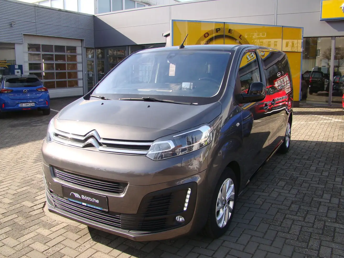 Citroen Spacetourer Rip Curl M (L2) 2.0 Blue-HDI FAP Met Grau - 2