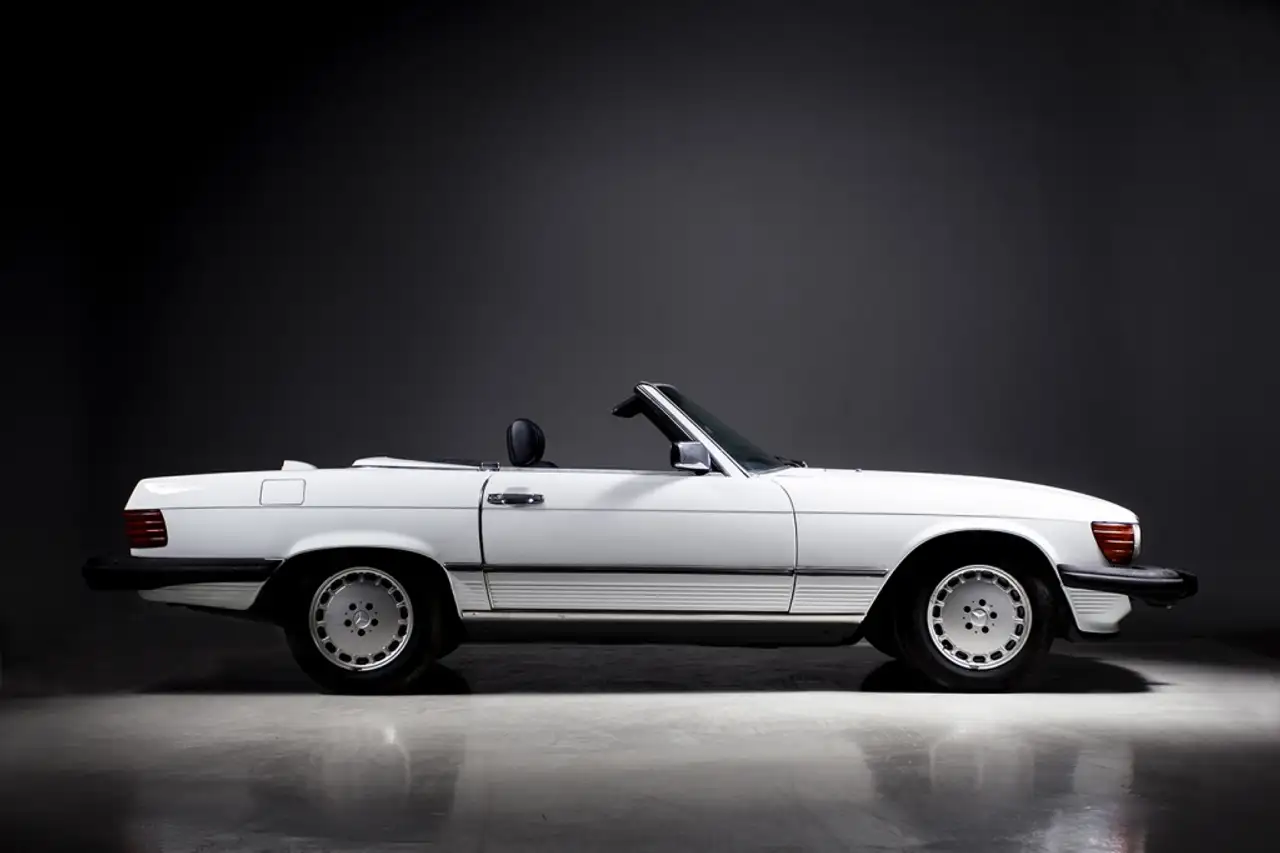 Mercedes-Benz SL 560, foto 2