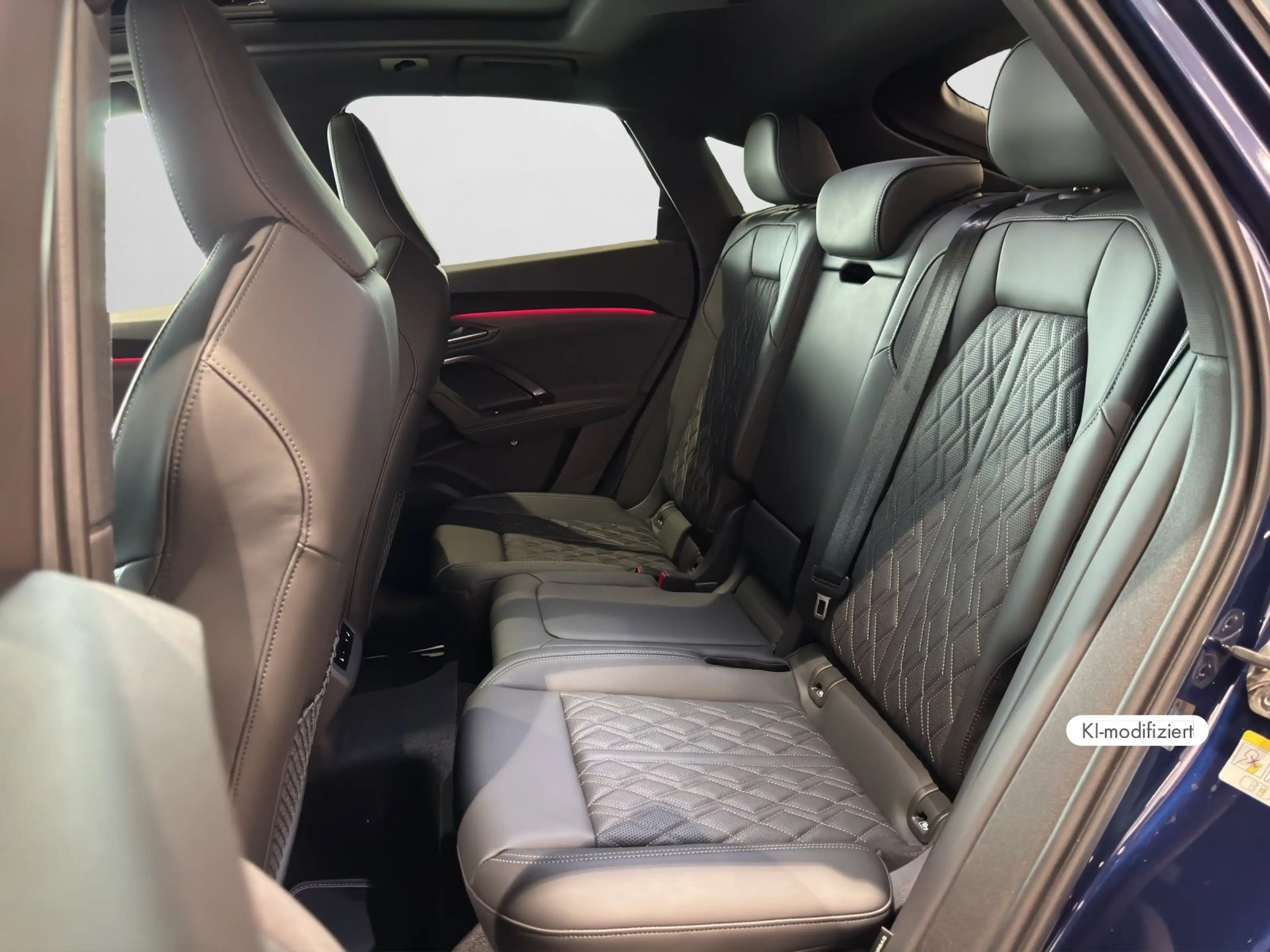 Audi SQ5 TFSI 270 kW S tronic UPE 106.400,0 — photo 14