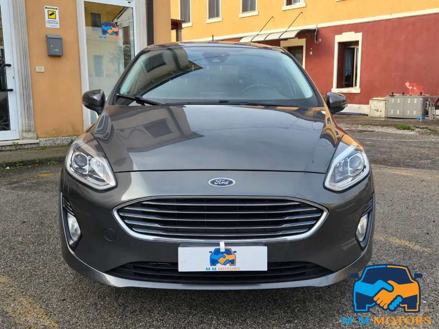 Ford Fiesta 1.5 TDCi 5 porte Plus Grigio - 2