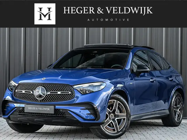 Mercedes-Benz GLC 300 Coupé 300e 4MATIC AMG Line | Panoramadak | Luchtve