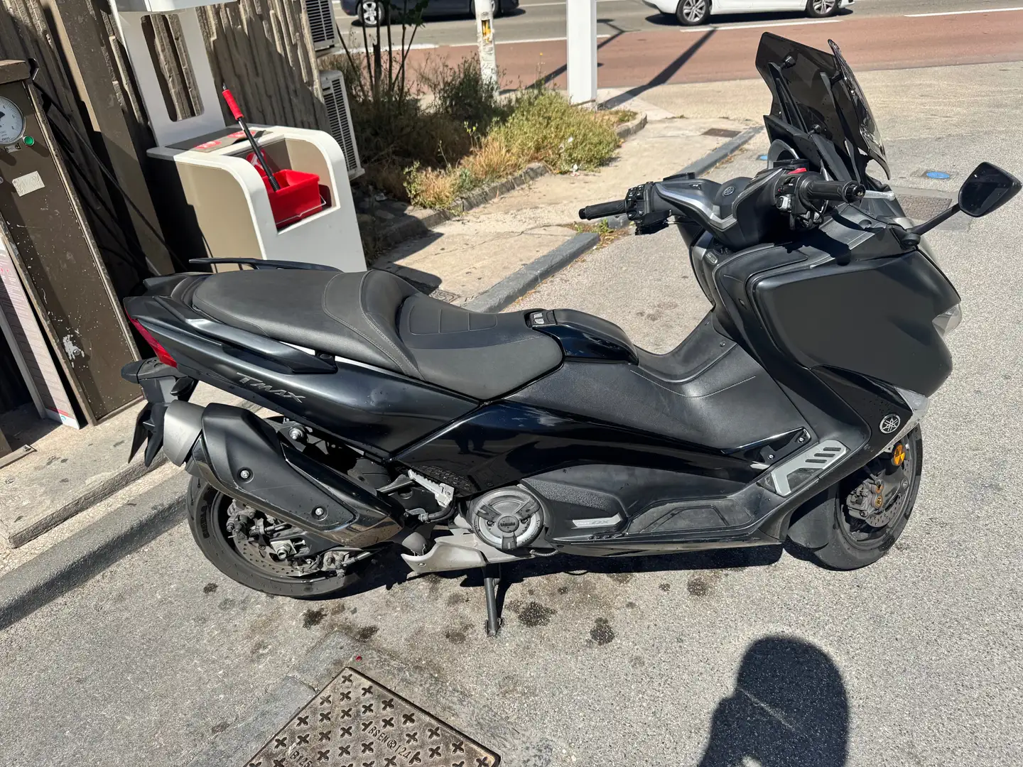 Yamaha TMAX DX Schwarz - 2