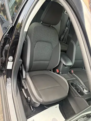 Ford Focus view 13