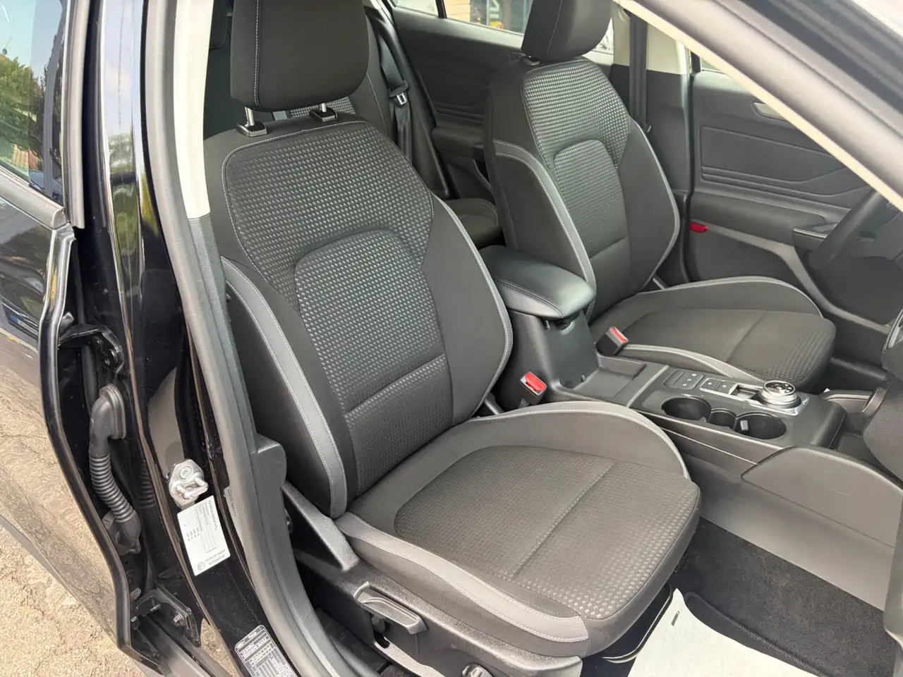 Ford Focus 1.5 EcoBlue 120 CV automatico SW Business, миниатюра 12