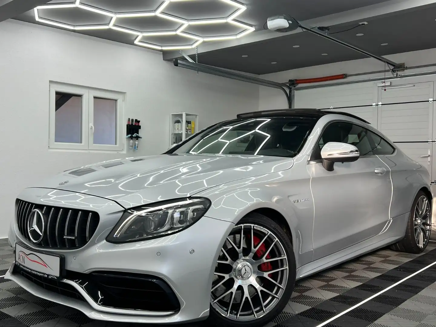 Mercedes-Benz C 63 AMG C 63 S AMG/DRIVERS PACKAGE/AMG ABGAS./BURMESTER Silber - 1